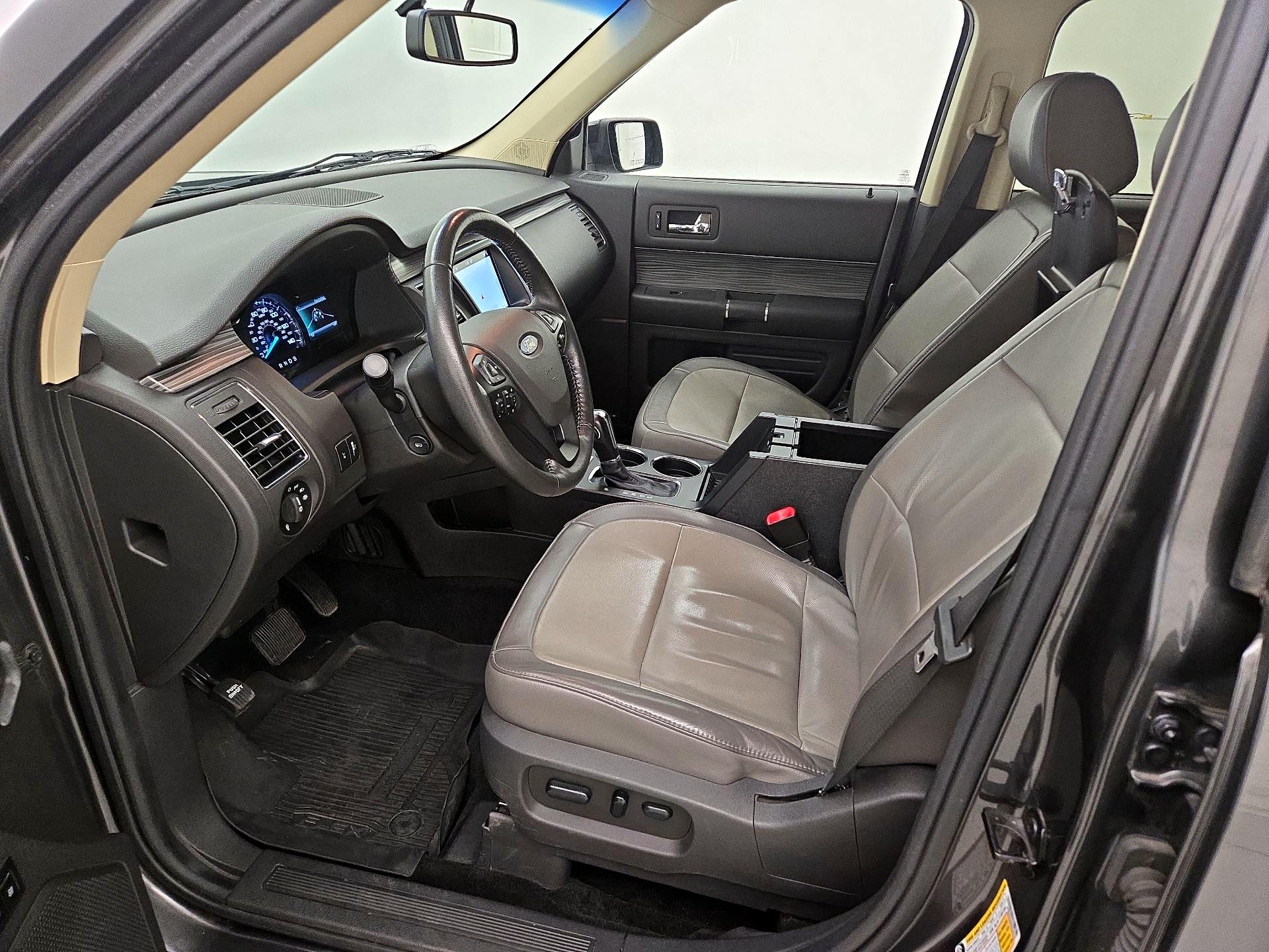 Thumbnail: 2019 Ford Flex - 11