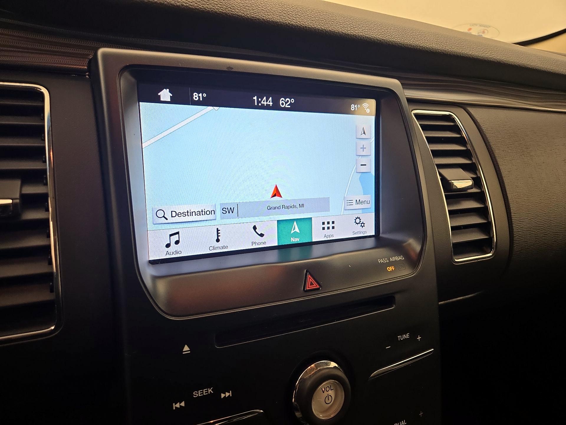 Thumbnail: 2019 Ford Flex - 14