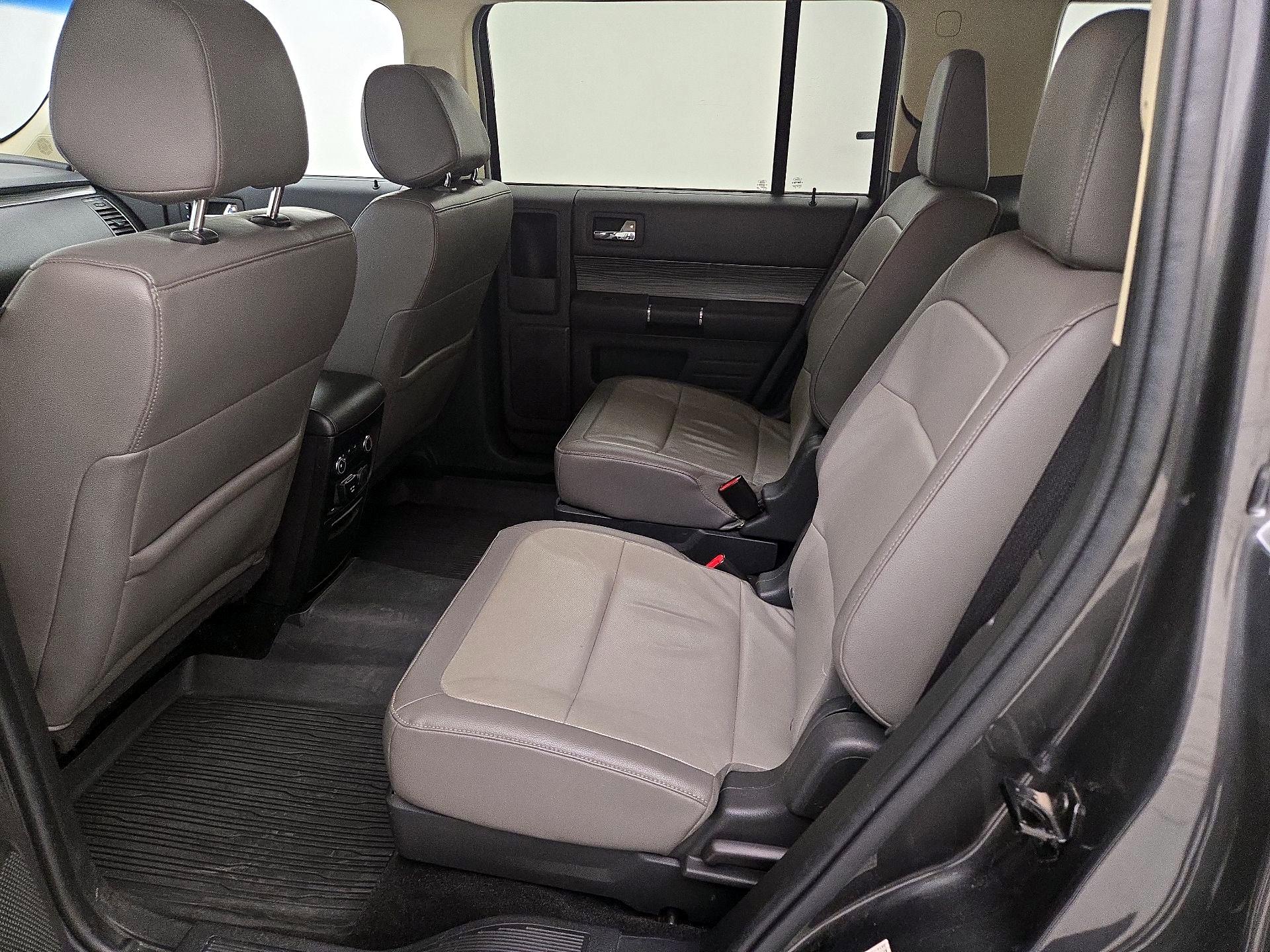 Thumbnail: 2019 Ford Flex - 20