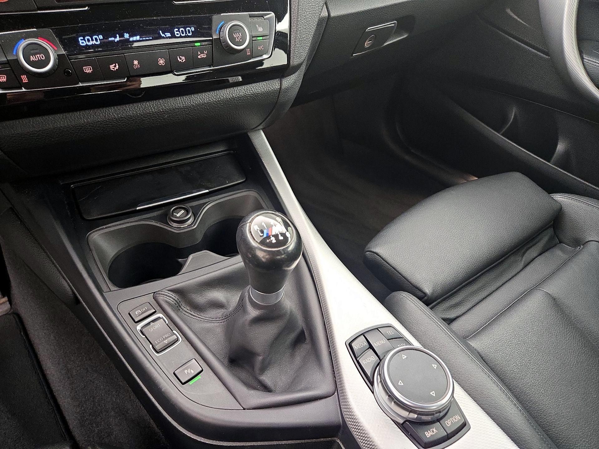Thumbnail: 2016 BMW 2 Series - 18