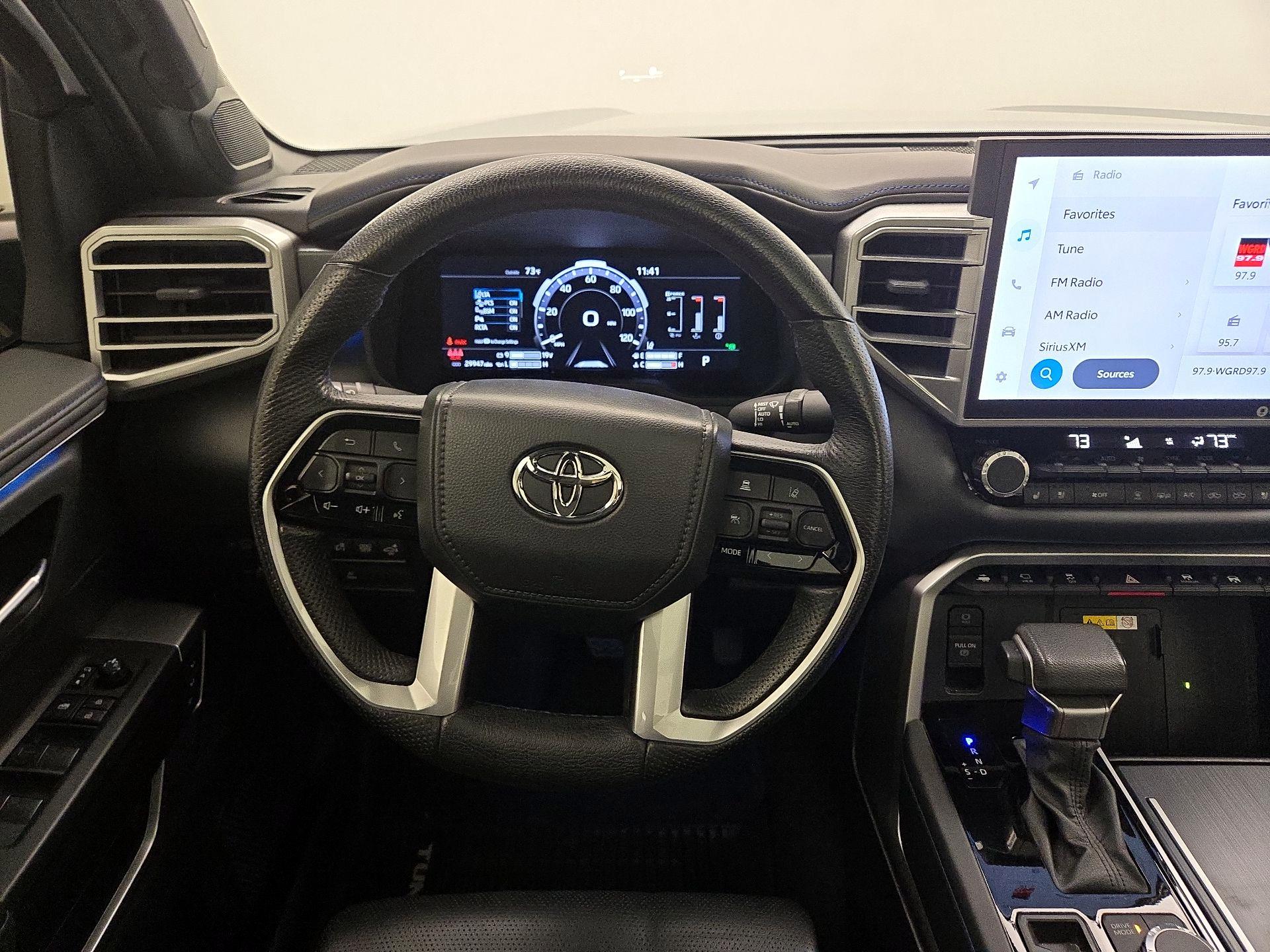 Thumbnail: 2022 Toyota Tundra - 10