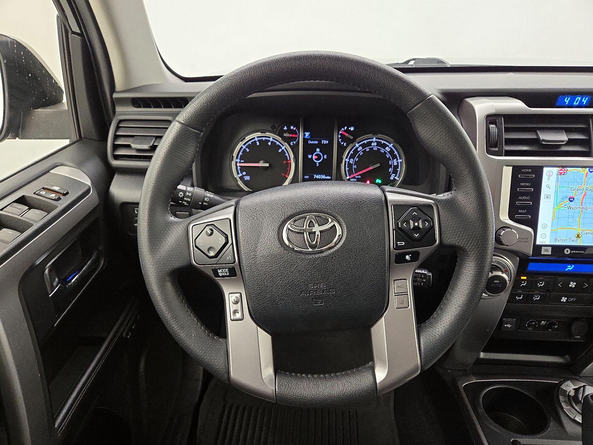 Thumbnail: 2022 Toyota 4Runner - 10