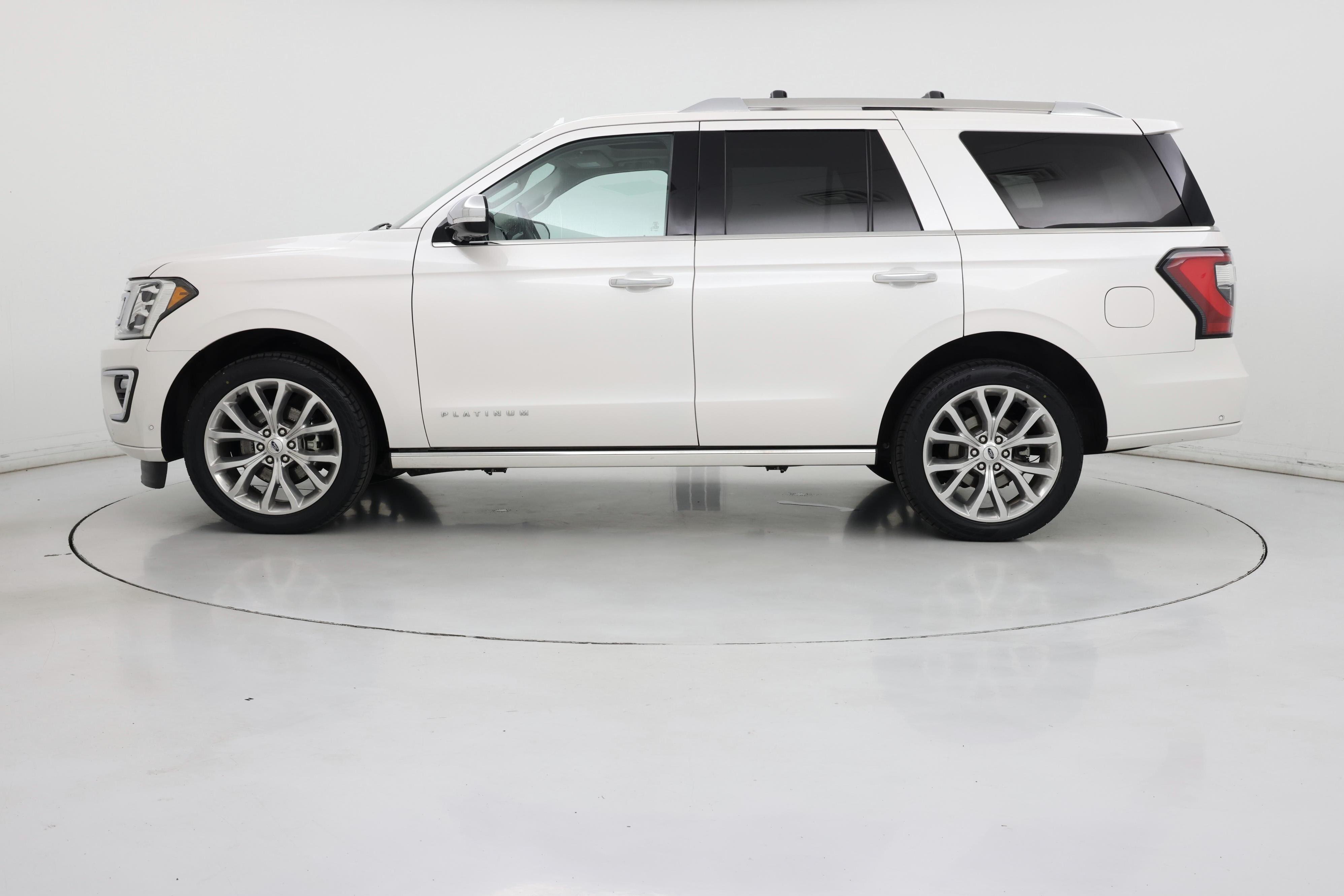Thumbnail: 2019 Ford Expedition - 3