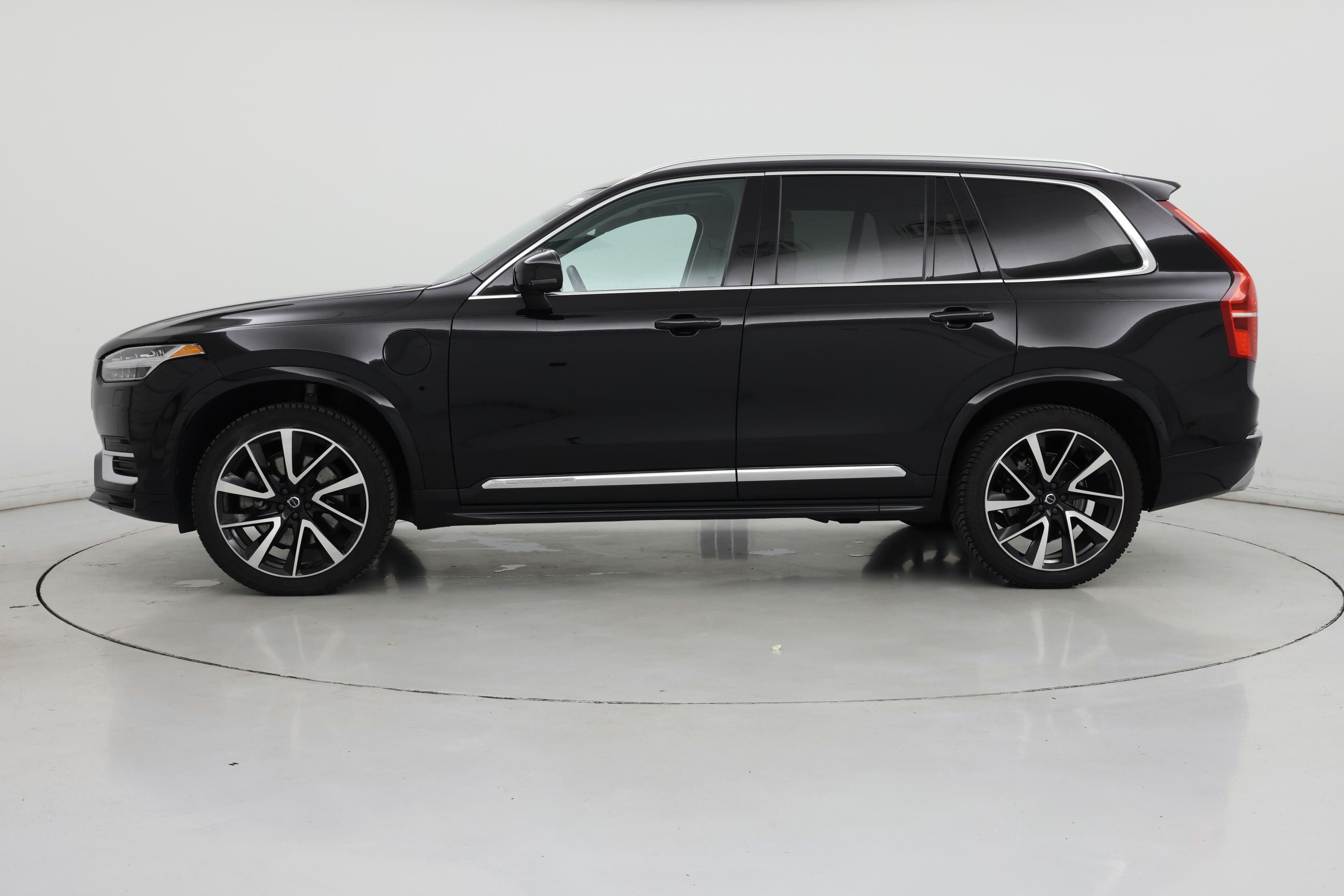 Thumbnail: 2021 Volvo XC90 - 3