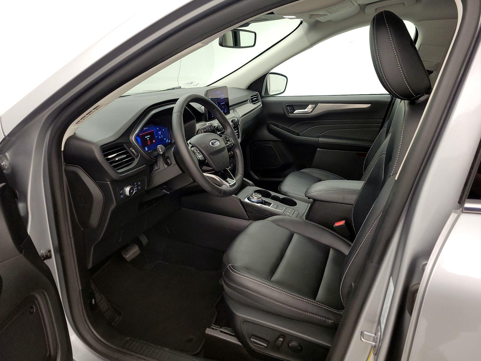 Thumbnail: 2021 Ford Escape - 11