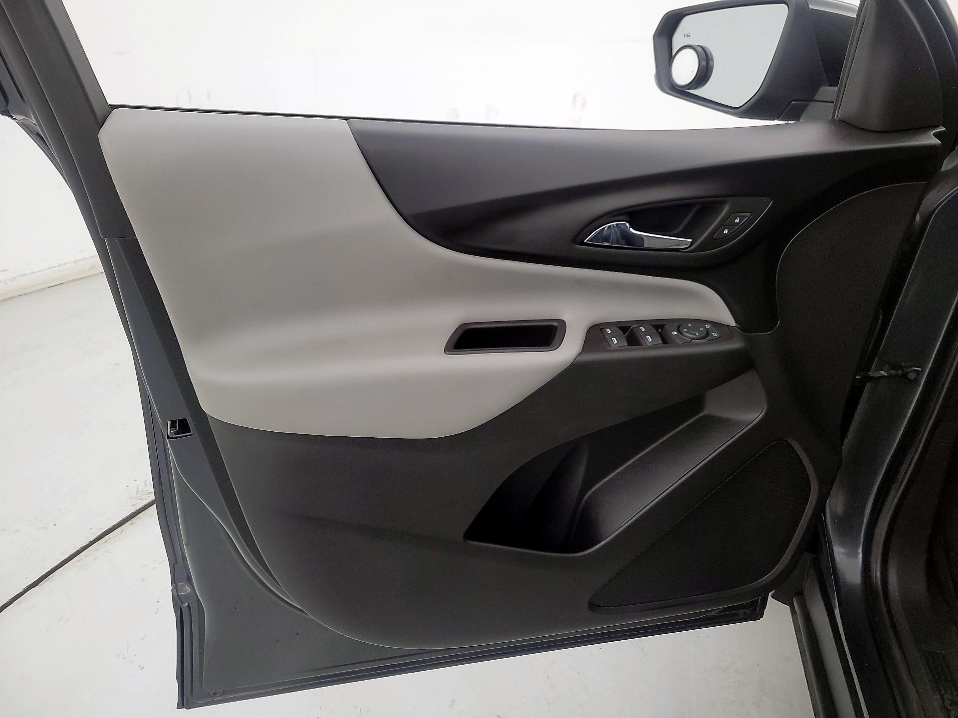 Thumbnail: 2020 Chevrolet Equinox - 12