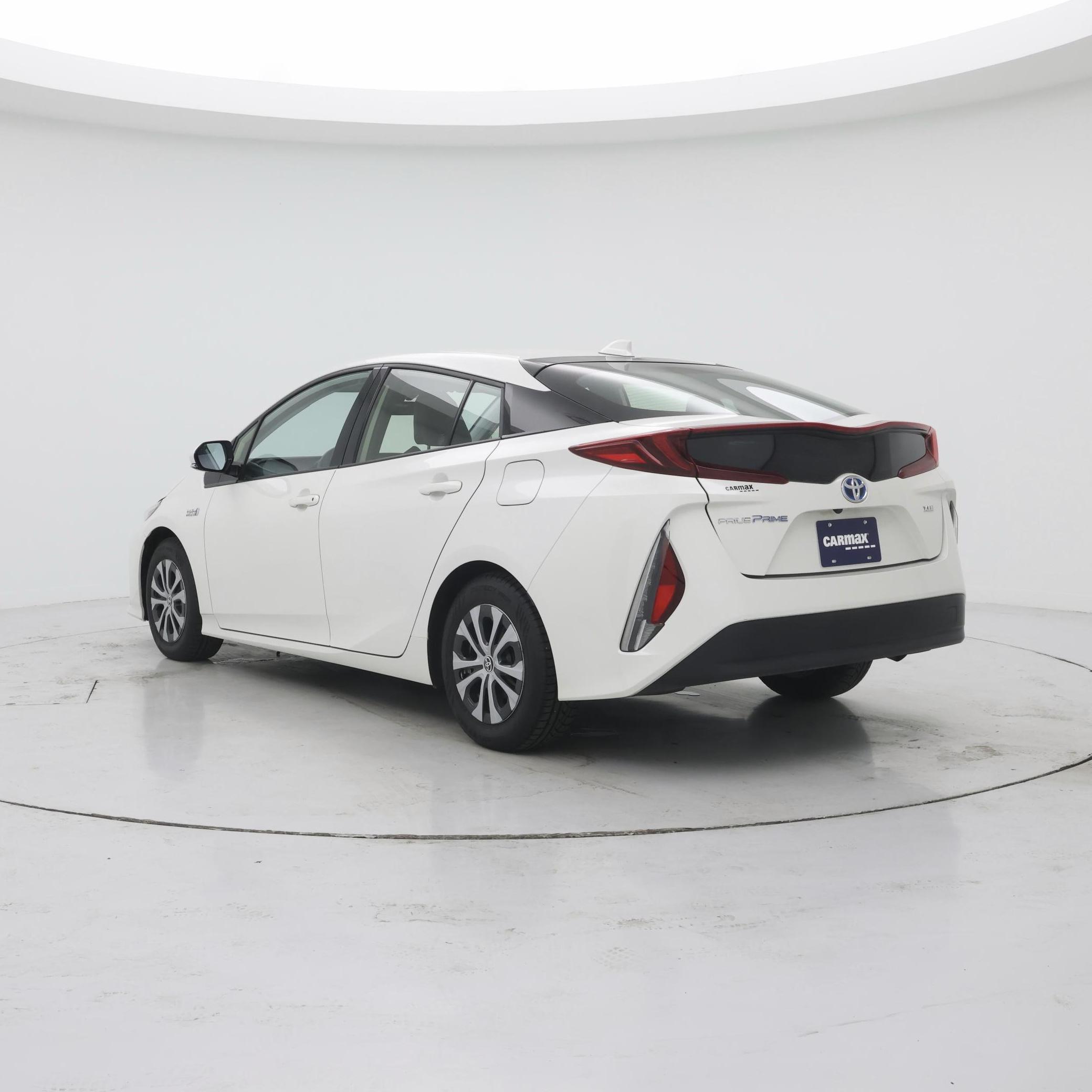 Thumbnail: 2020 Toyota Prius - 2