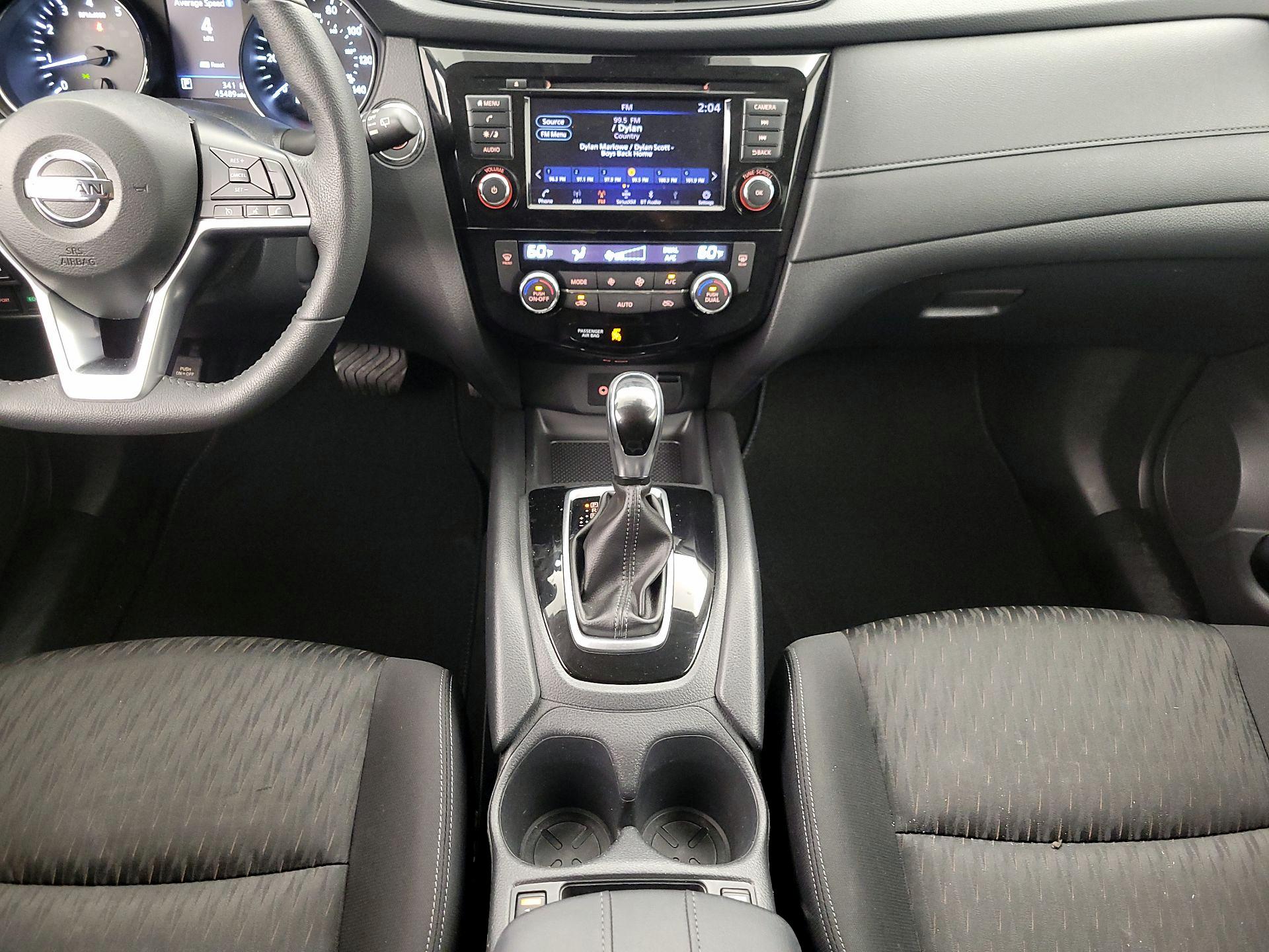 Thumbnail: 2020 Nissan Rogue - 17