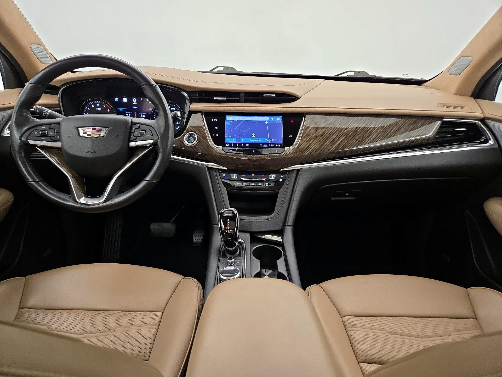 Thumbnail: 2020 Cadillac XT6 - 9