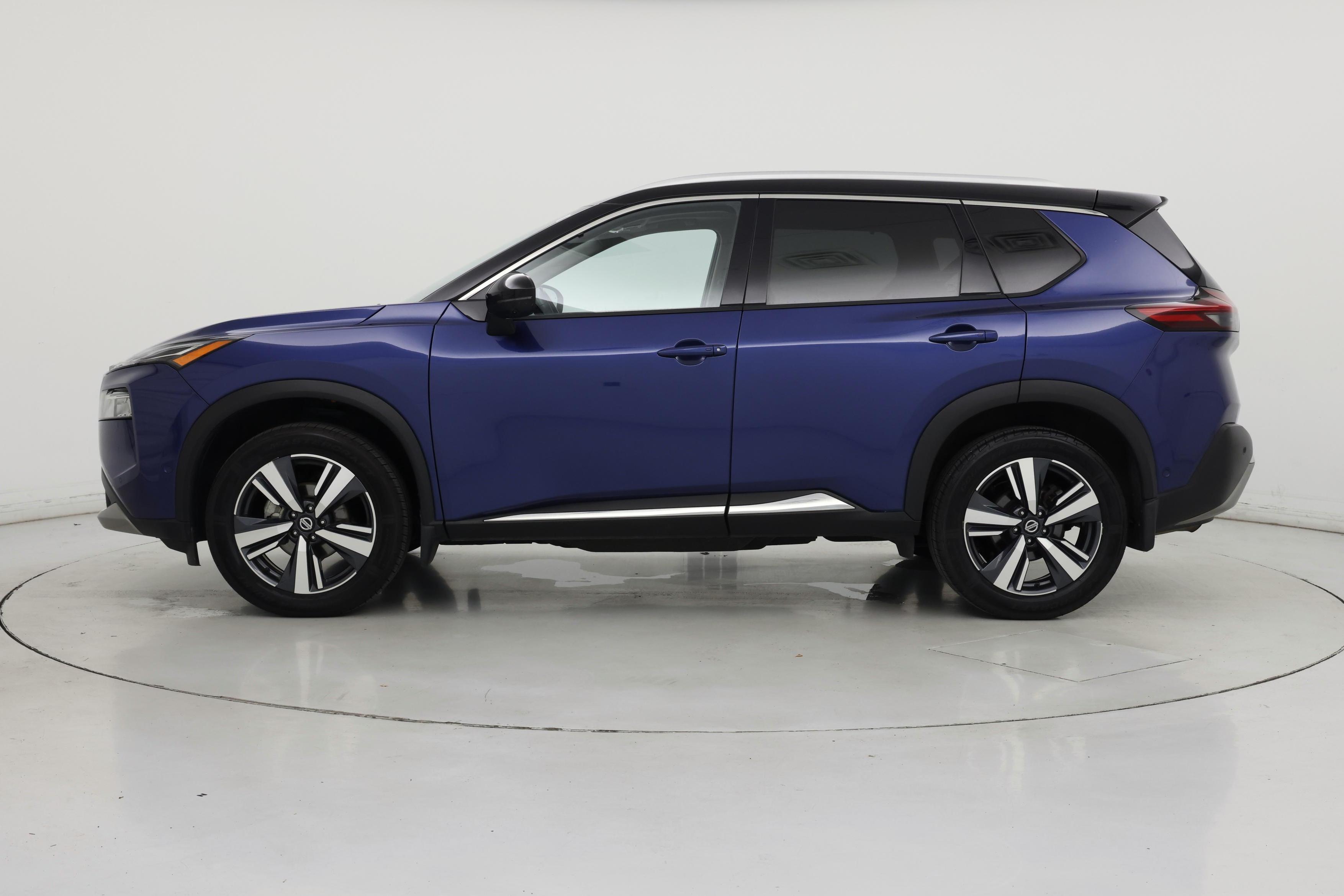 Thumbnail: 2021 Nissan Rogue - 3