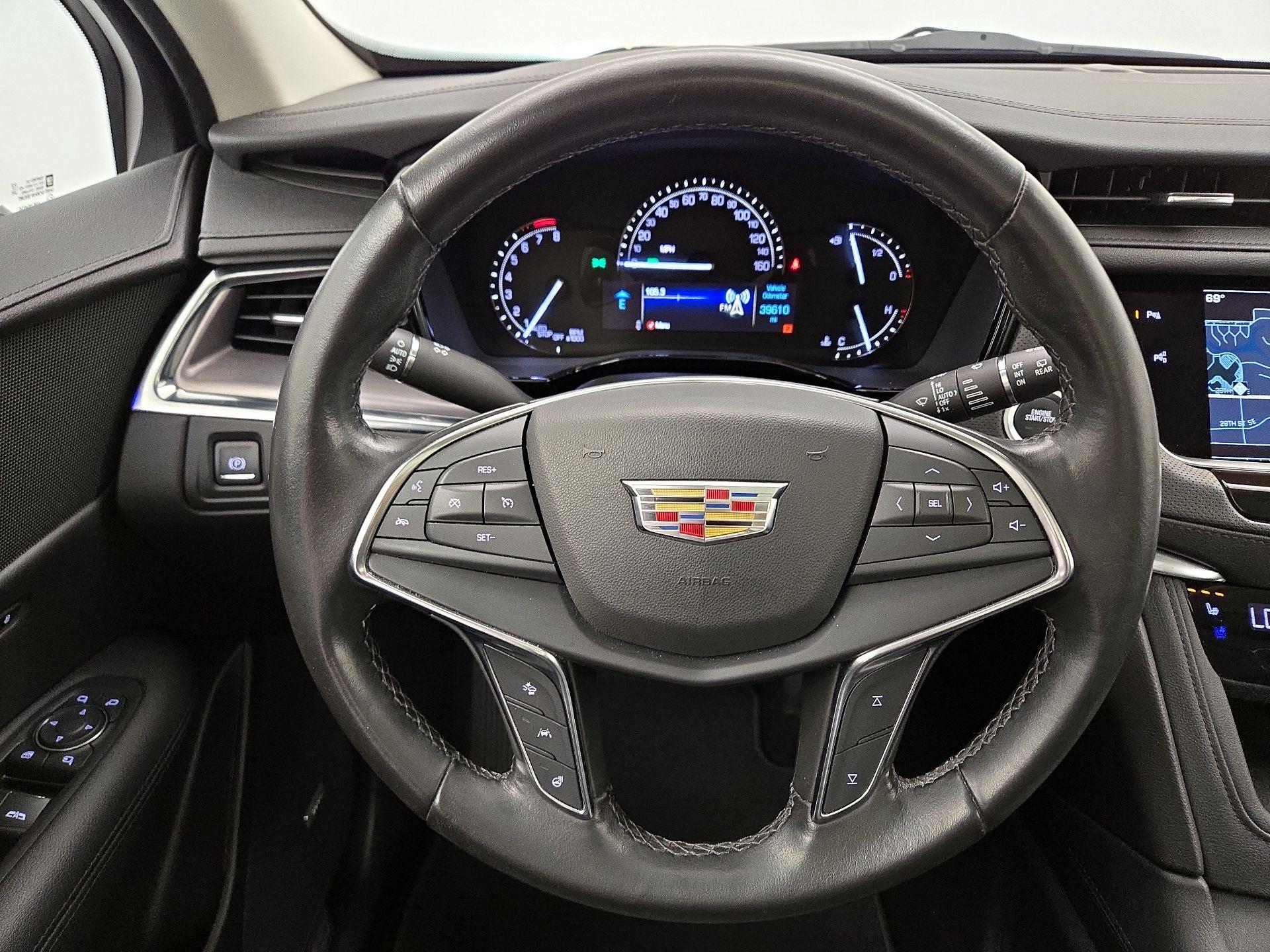 Thumbnail: 2019 Cadillac XT5 - 10