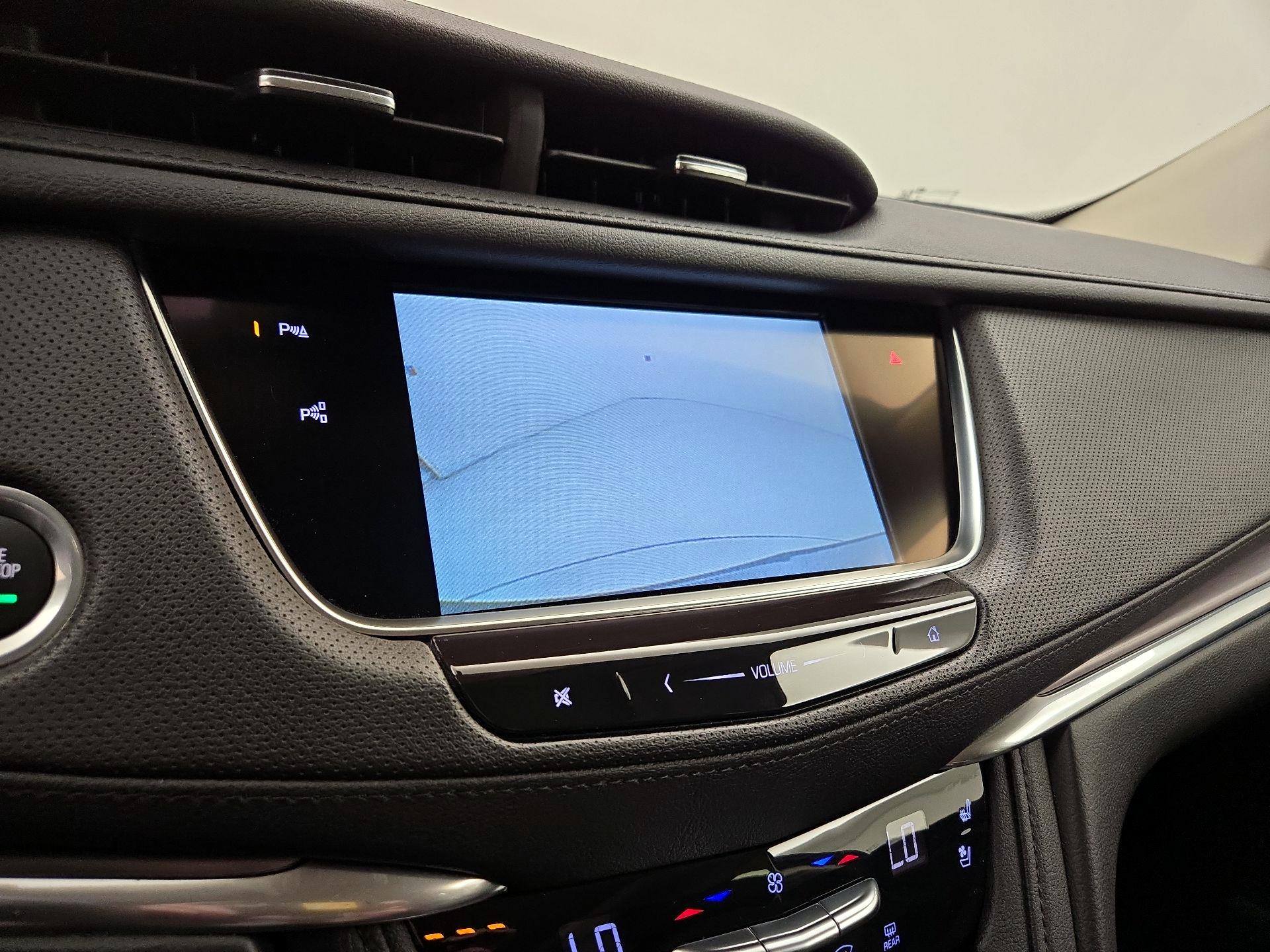 Thumbnail: 2019 Cadillac XT5 - 15