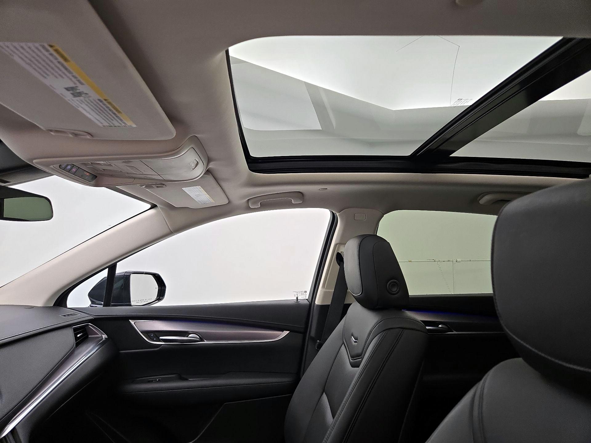 Thumbnail: 2019 Cadillac XT5 - 20