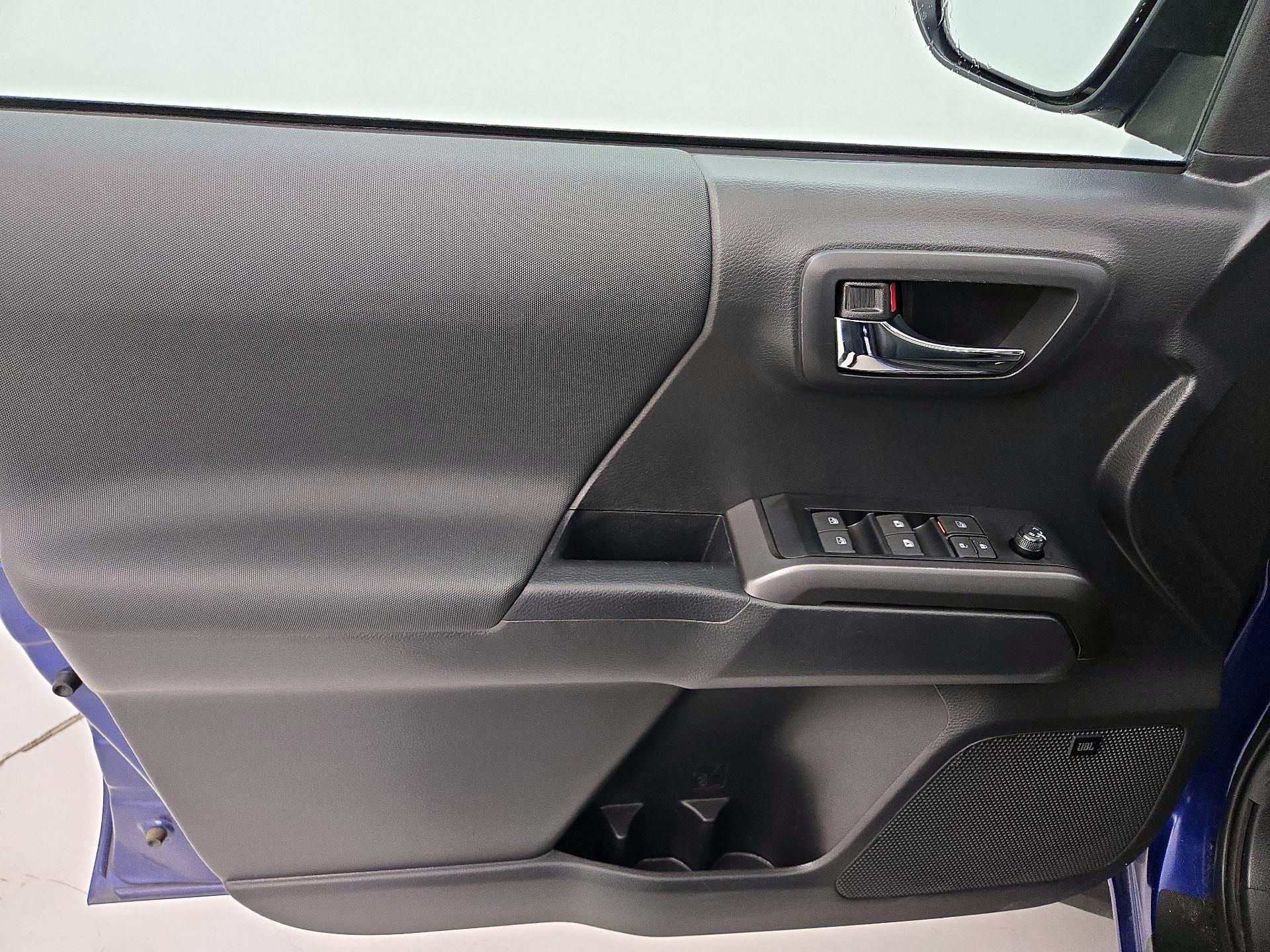 Thumbnail: 2023 Toyota Tacoma - 12