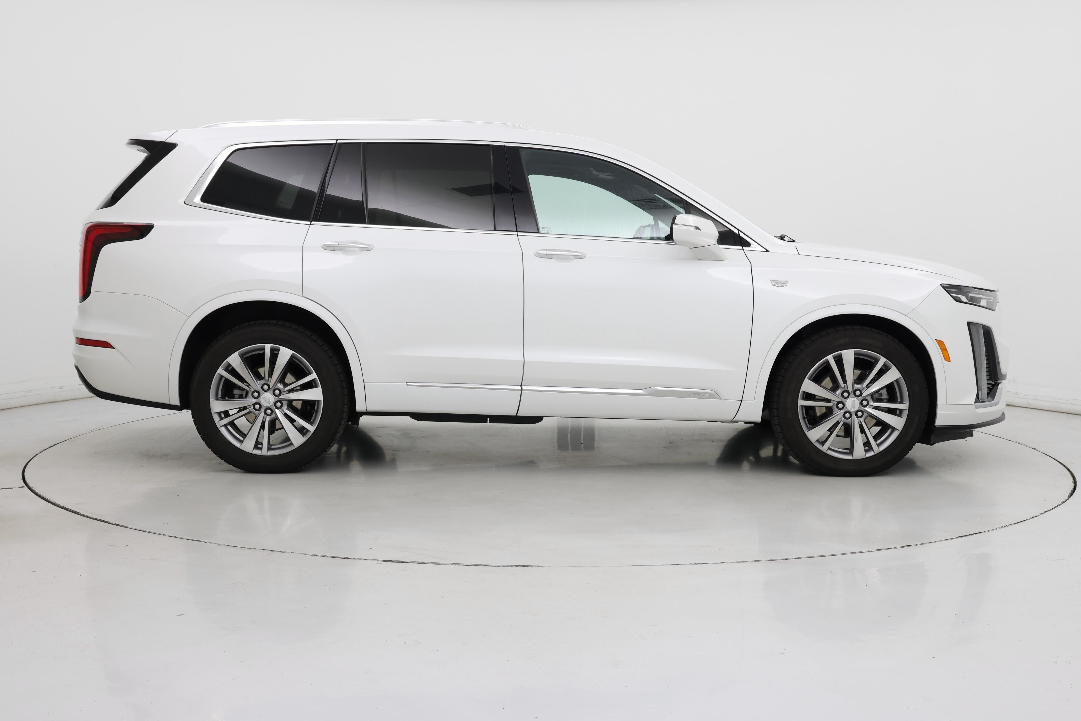 Thumbnail: 2023 Cadillac XT6 - 7