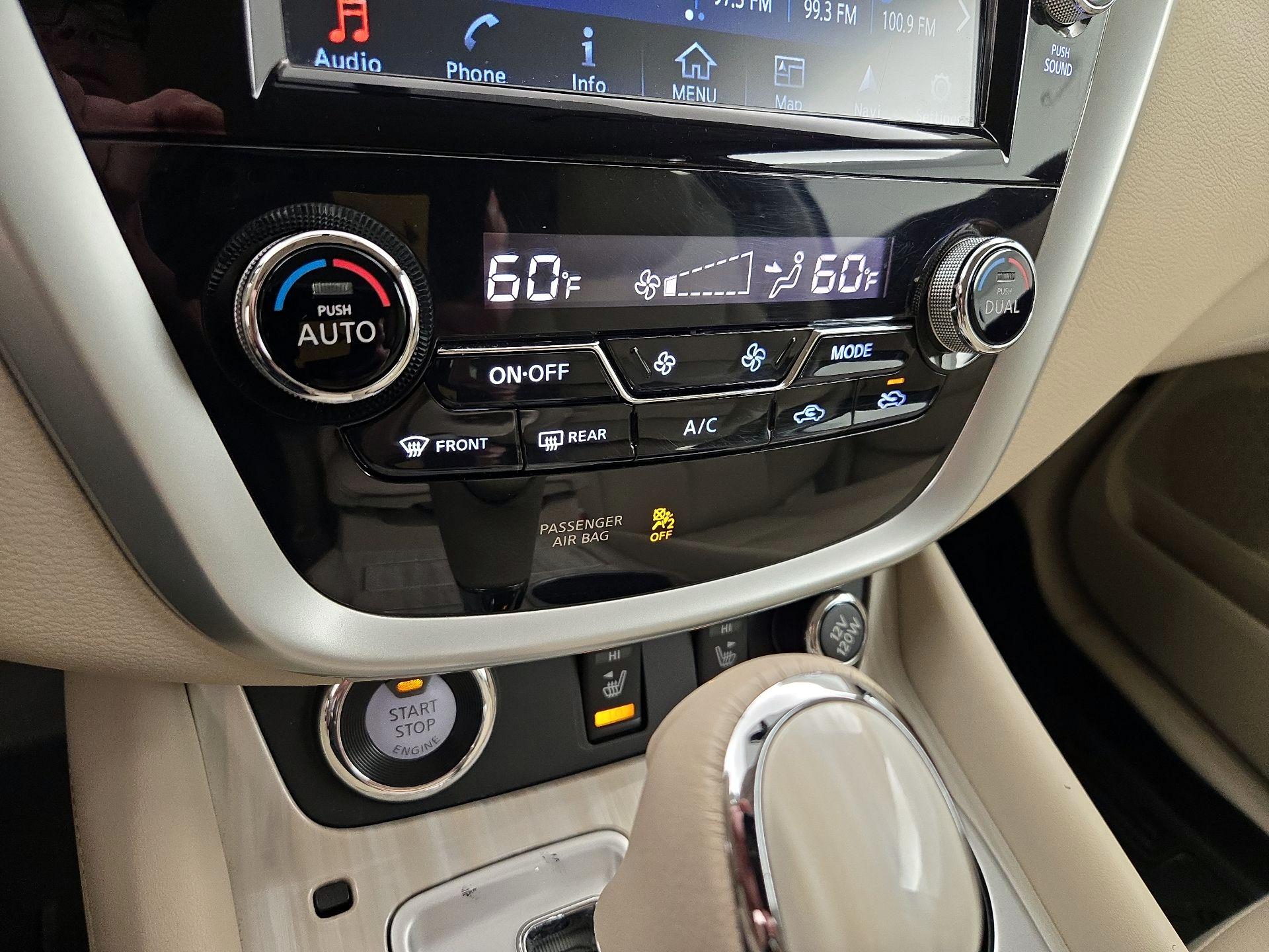 Thumbnail: 2017 Nissan Murano - 17