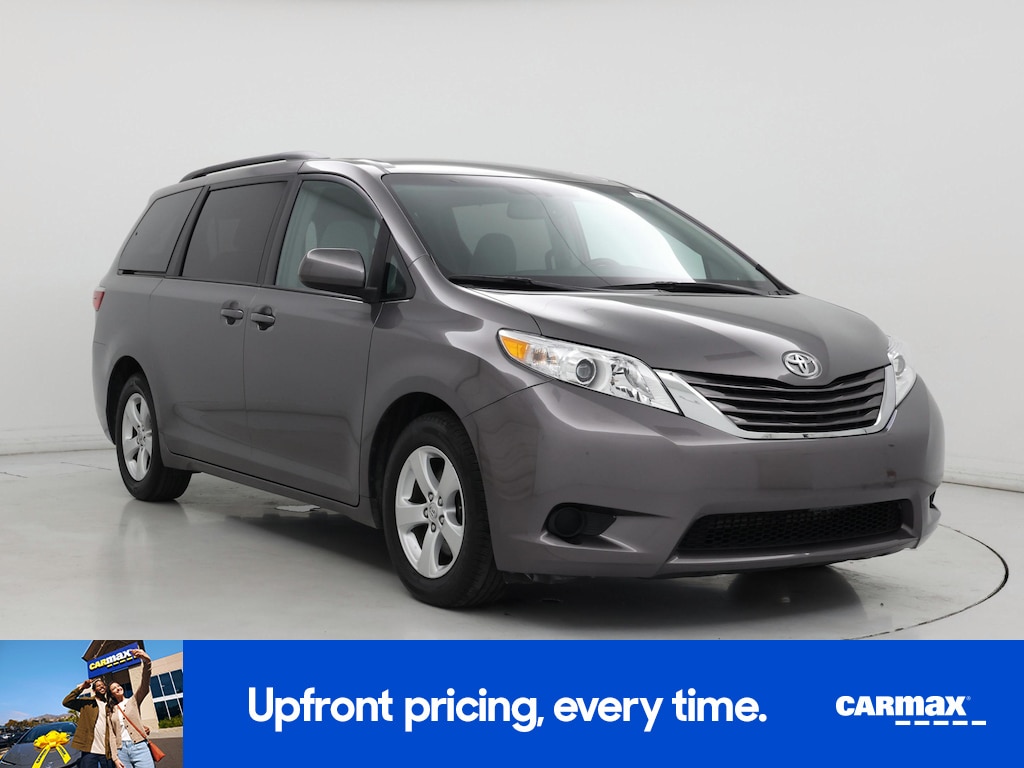 2017 Toyota Sienna LE