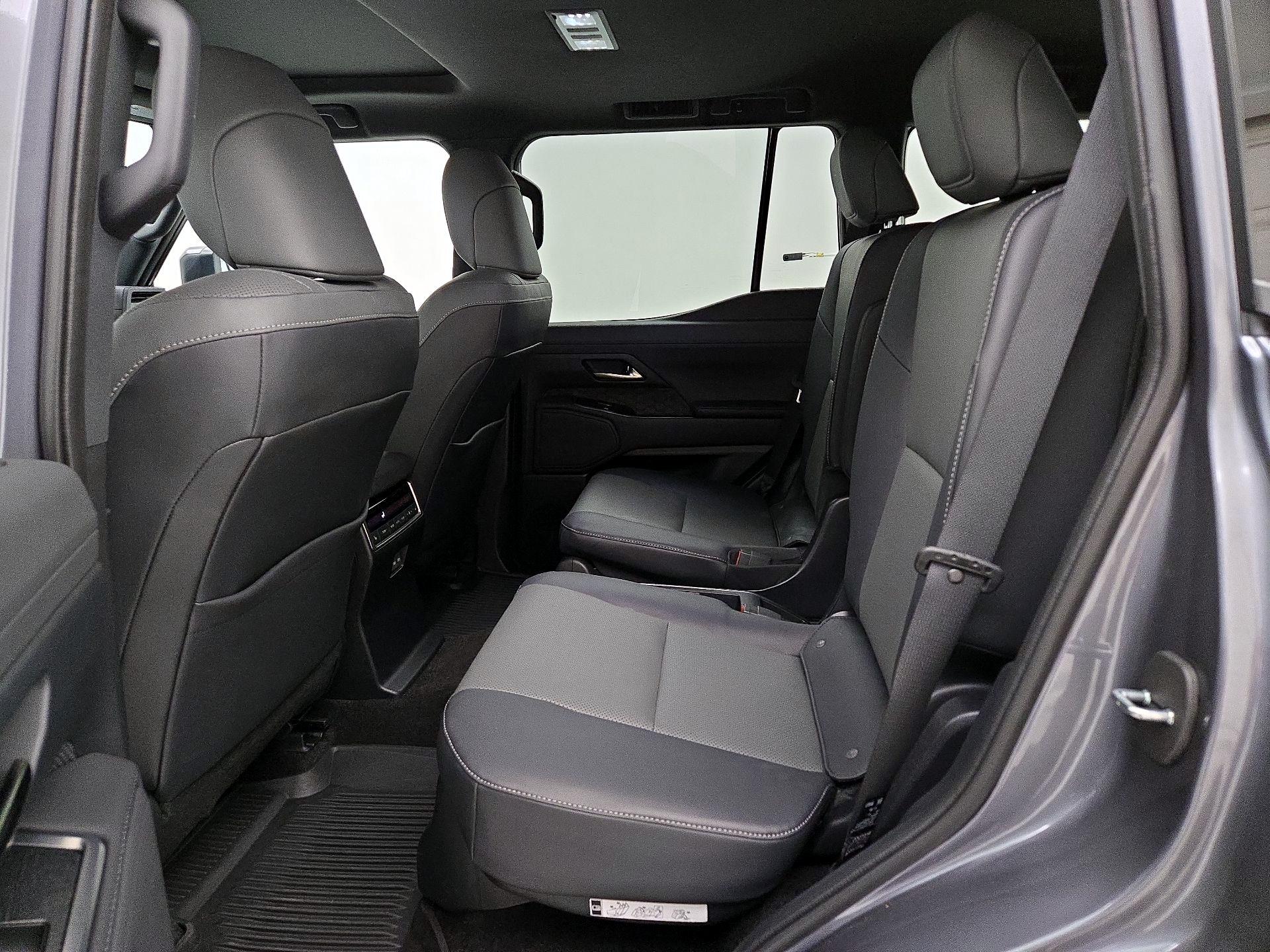 Thumbnail: 2024 Lexus GX - 20
