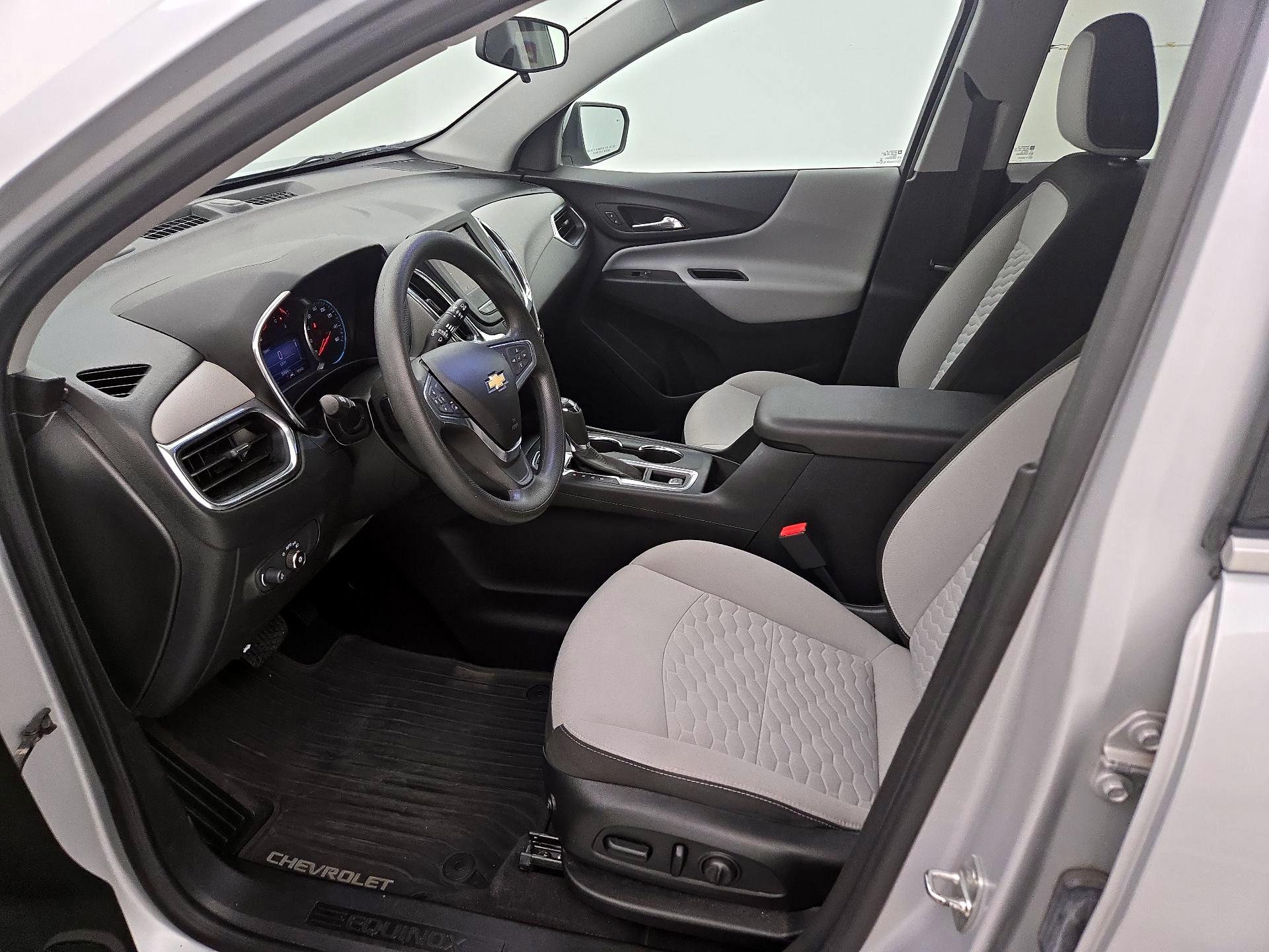 Thumbnail: 2020 Chevrolet Equinox - 11
