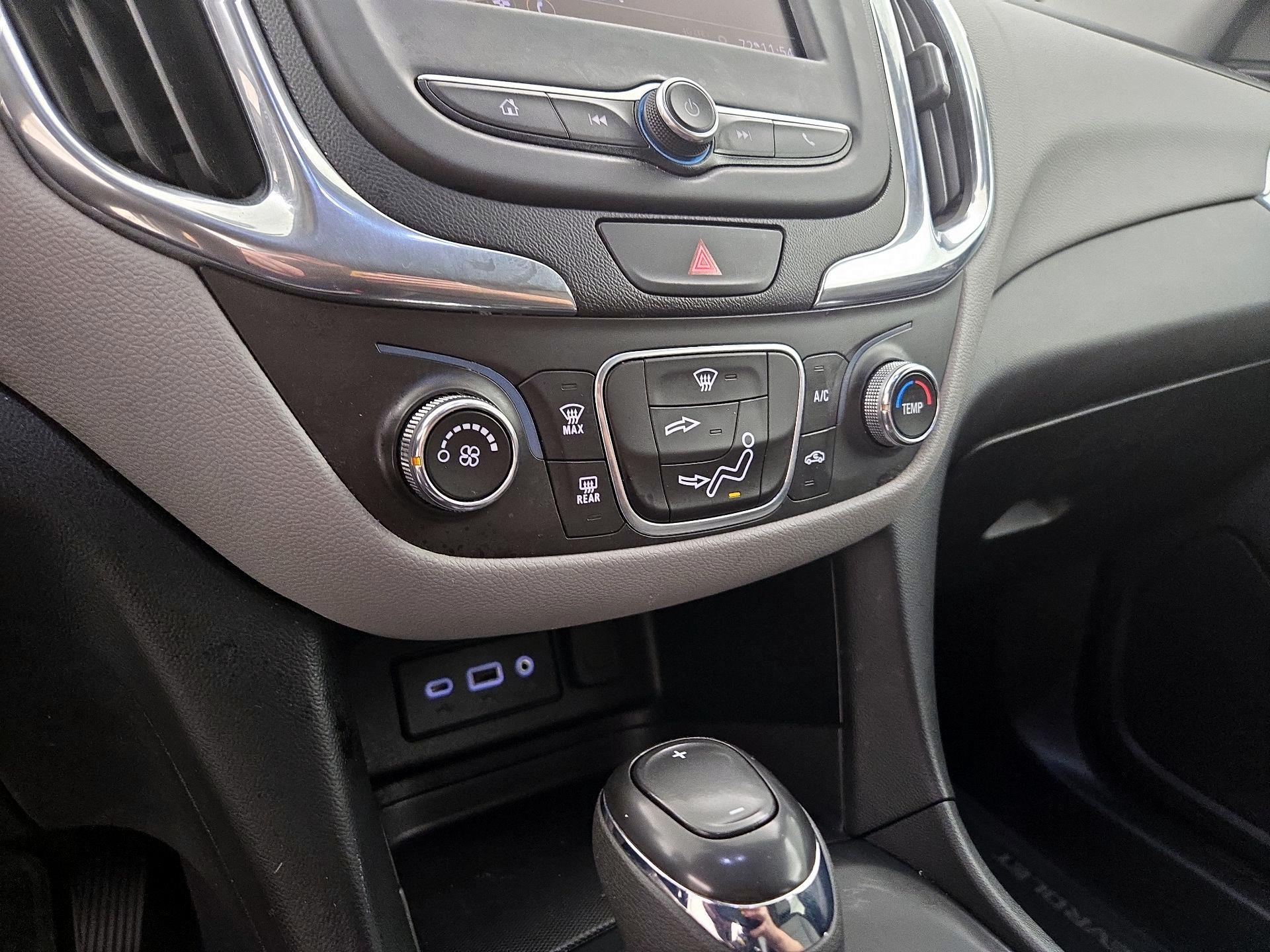 Thumbnail: 2020 Chevrolet Equinox - 16