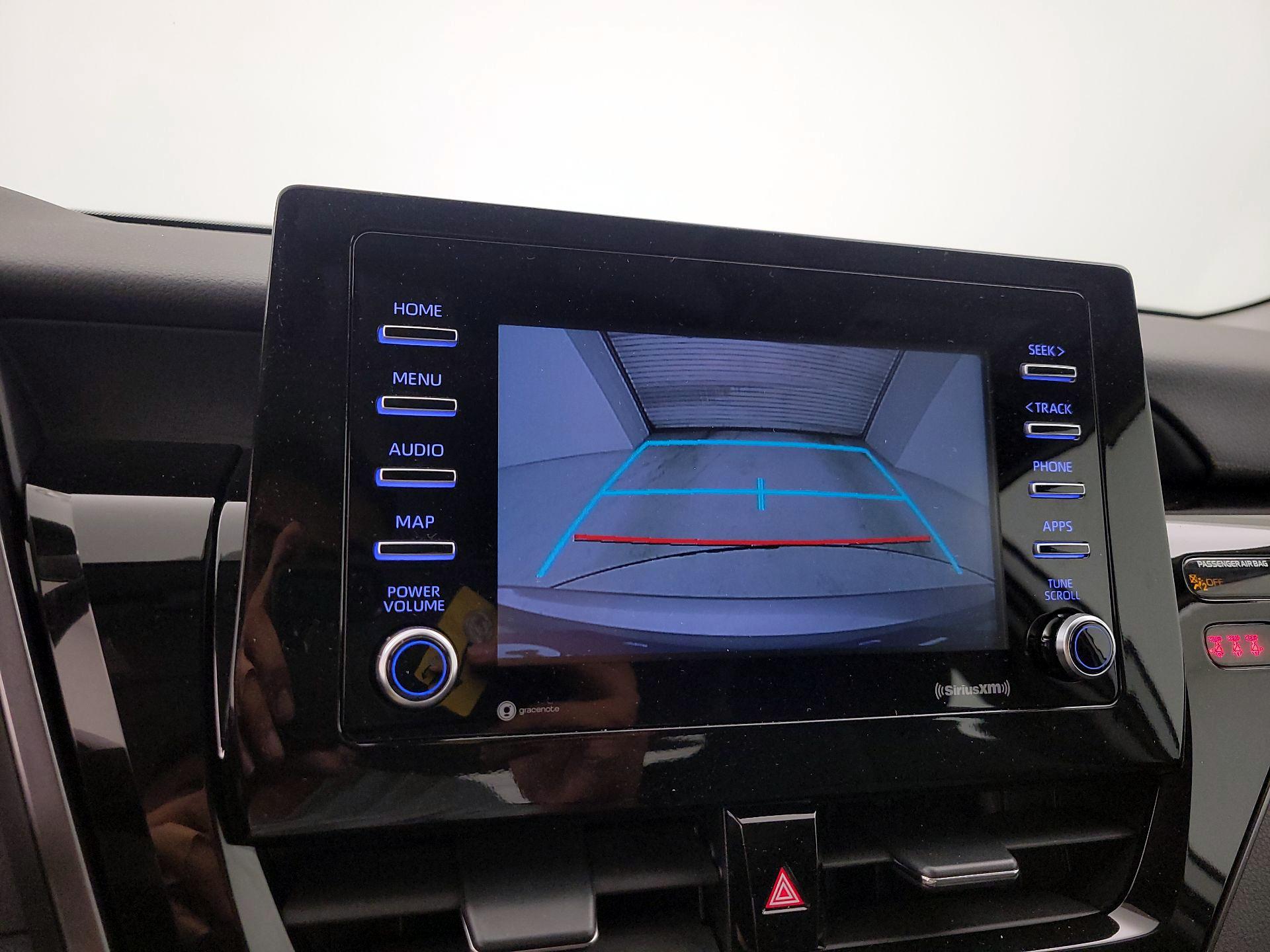 Thumbnail: 2021 Toyota Camry - 14