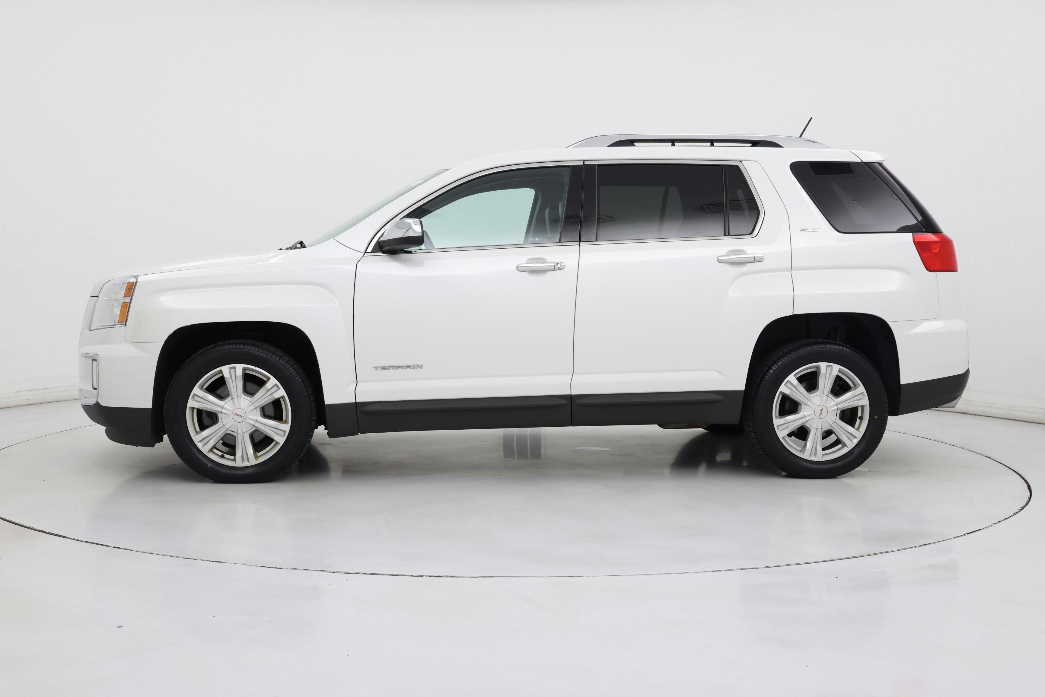 Thumbnail: 2017 GMC Terrain - 3