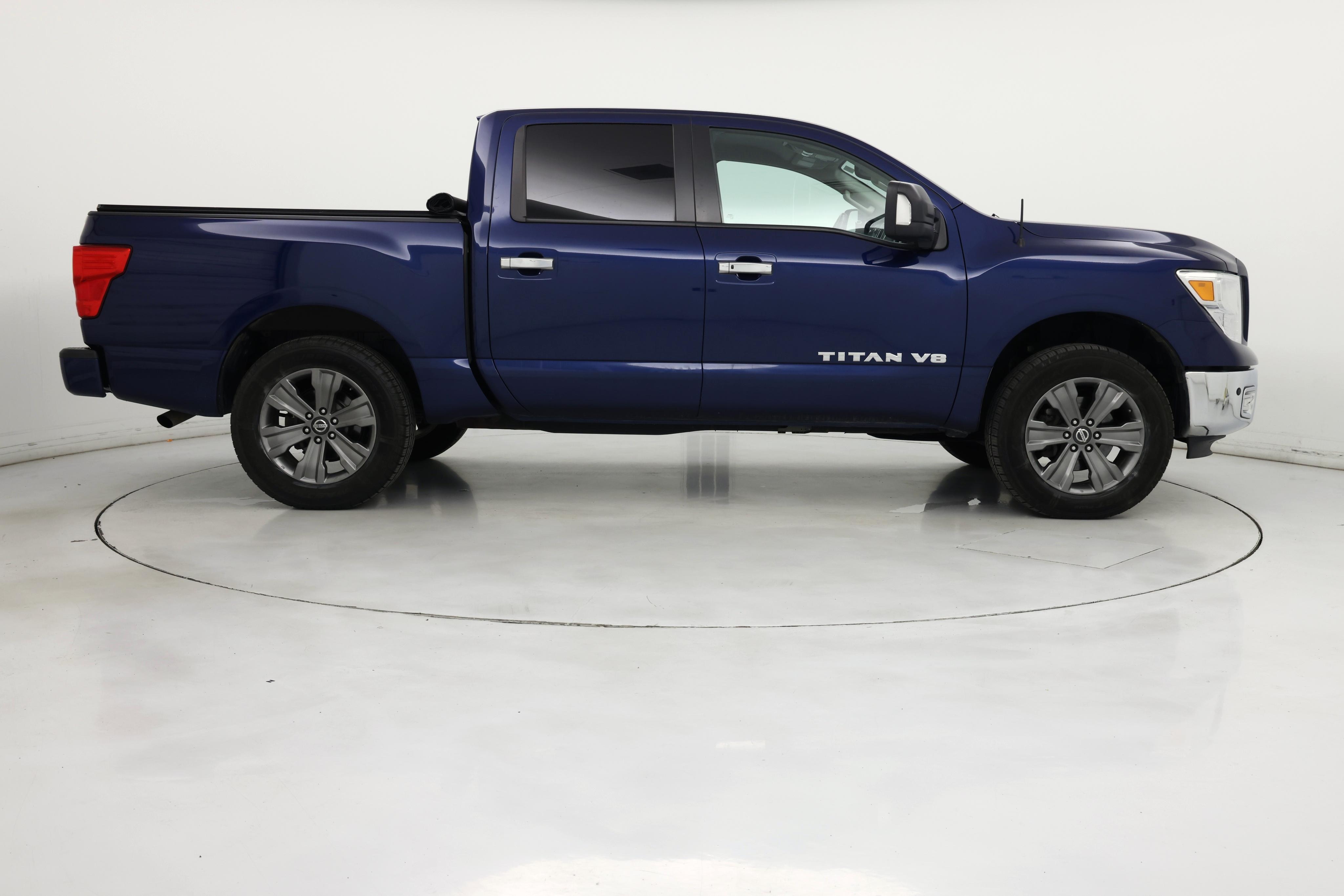 Thumbnail: 2018 Nissan Titan - 7