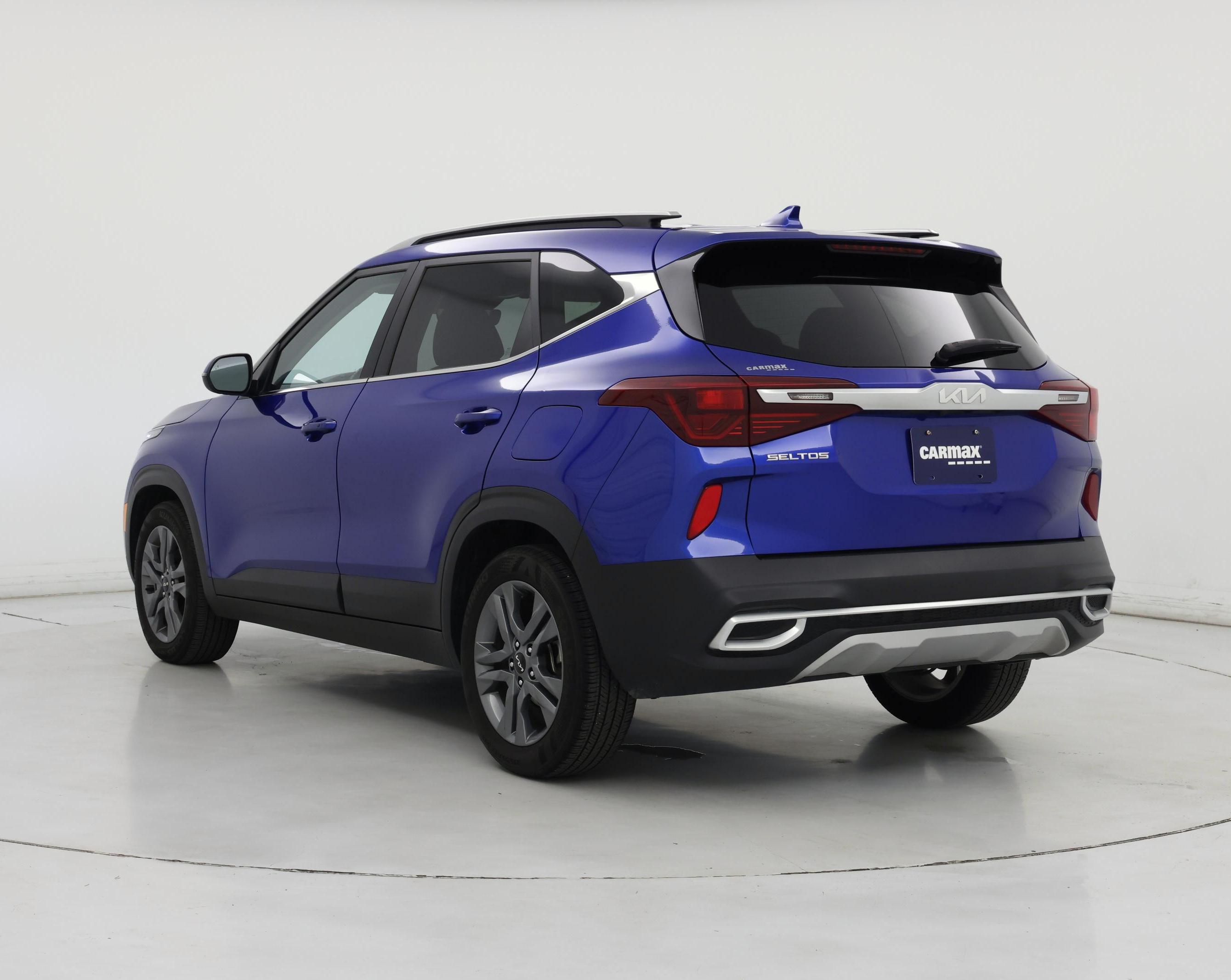 Thumbnail: 2023 Kia Seltos - 2
