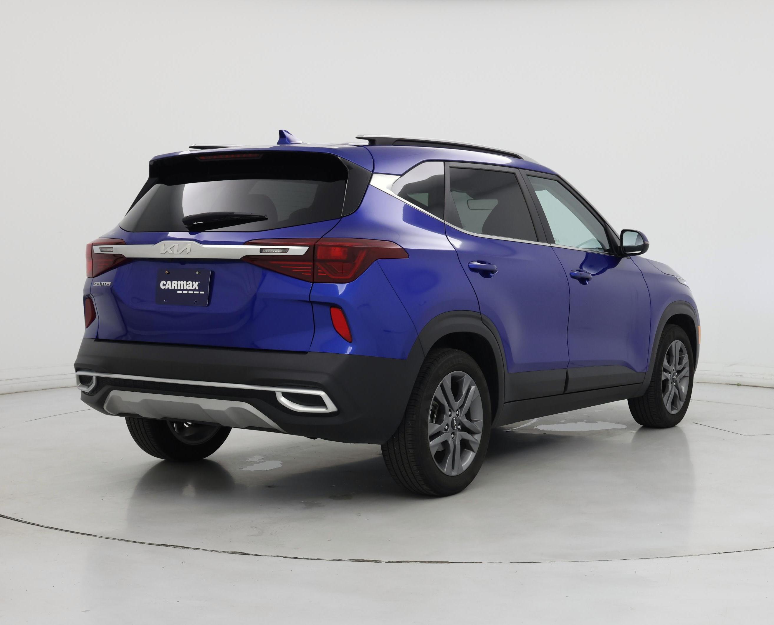 Thumbnail: 2023 Kia Seltos - 8