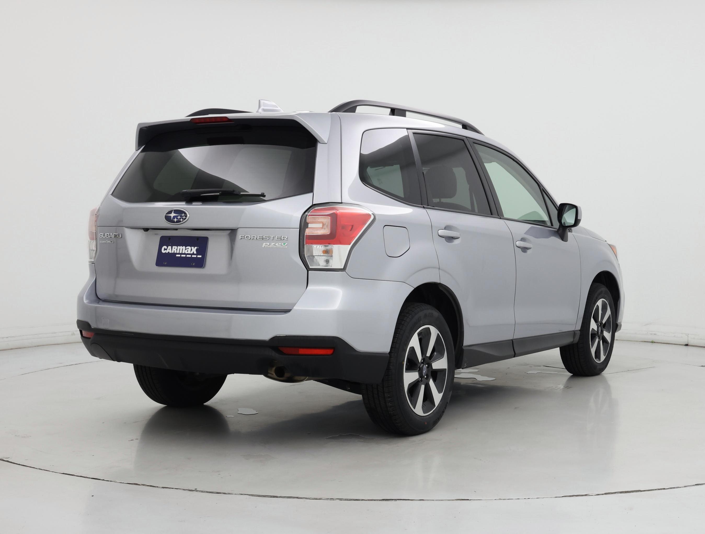 Thumbnail: 2017 Subaru Forester - 8