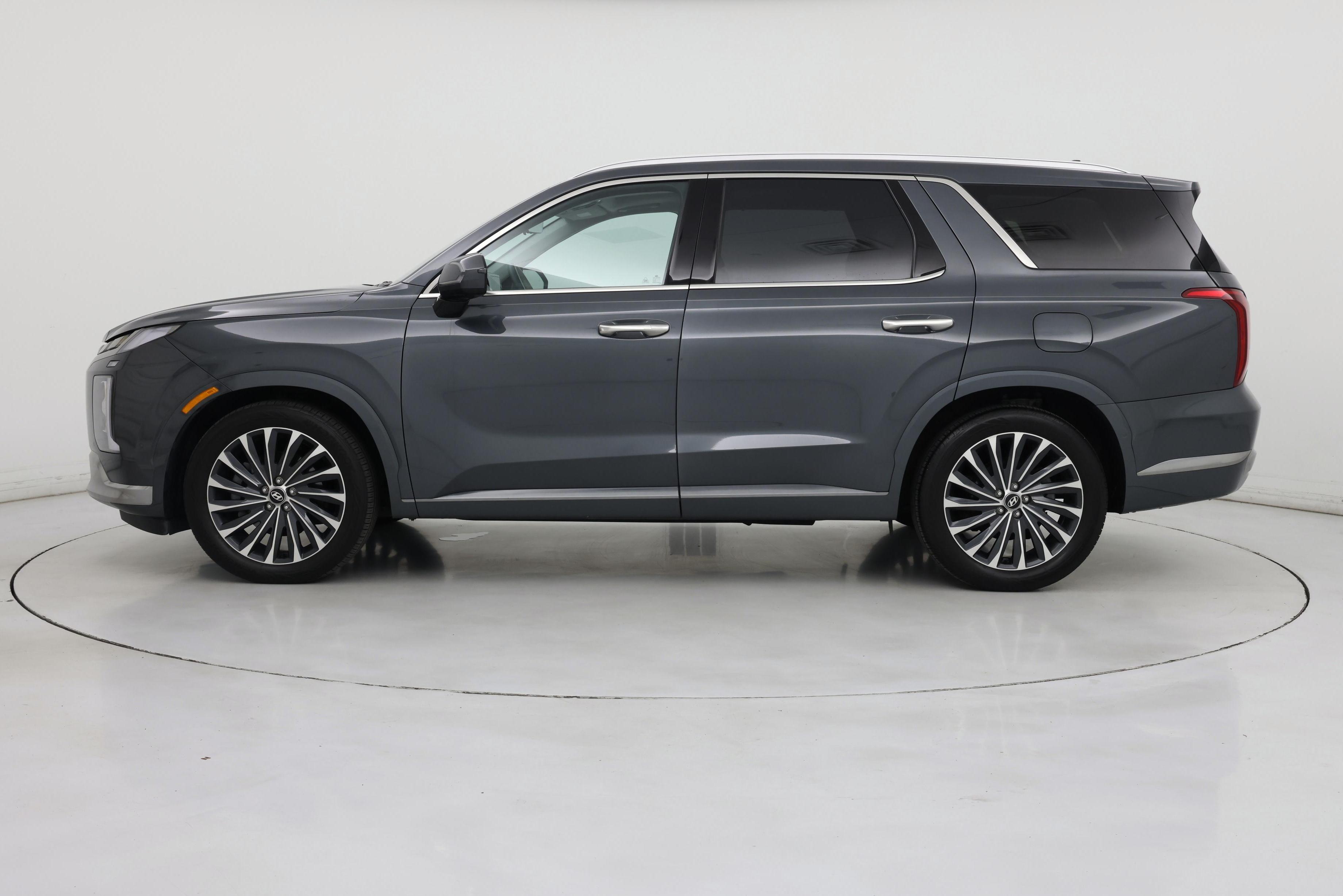Thumbnail: 2023 Hyundai Palisade - 3