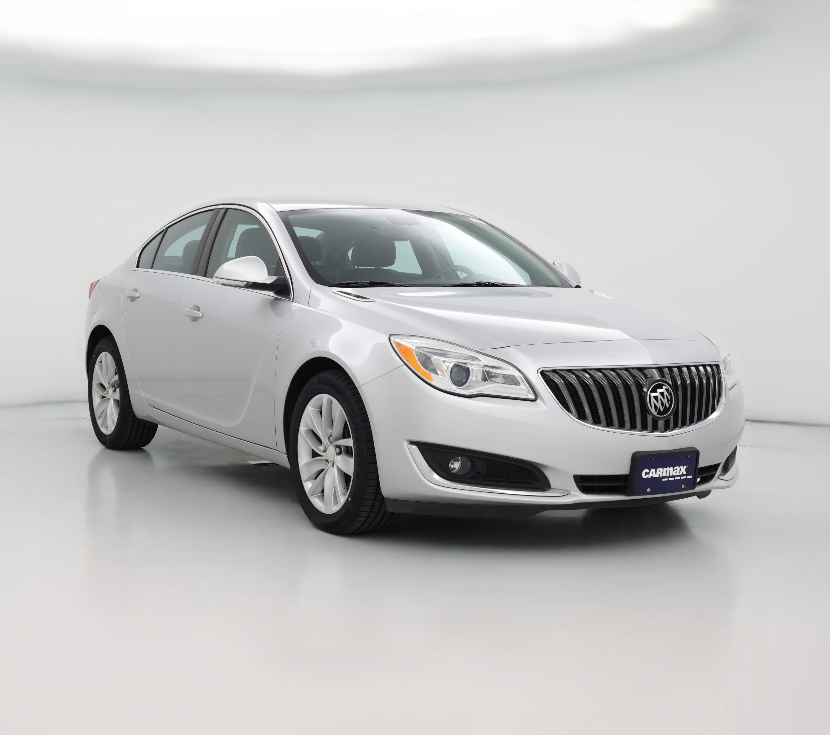 Thumbnail: 2017 Buick Regal - 1