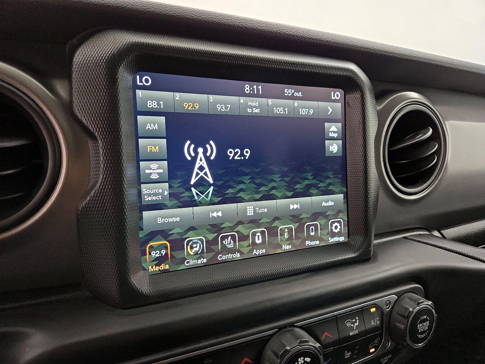 Thumbnail: 2022 Jeep Wrangler - 16