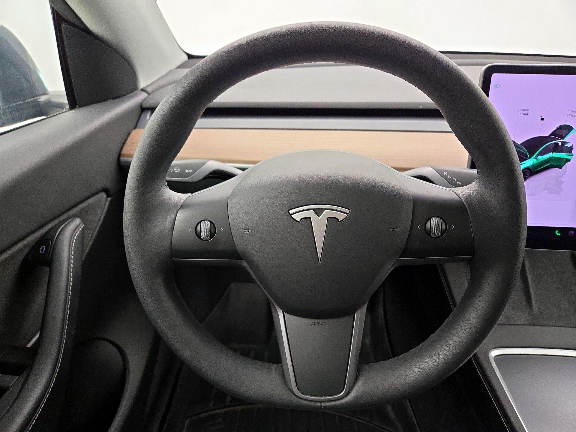 Thumbnail: 2022 Tesla Model Y - 10