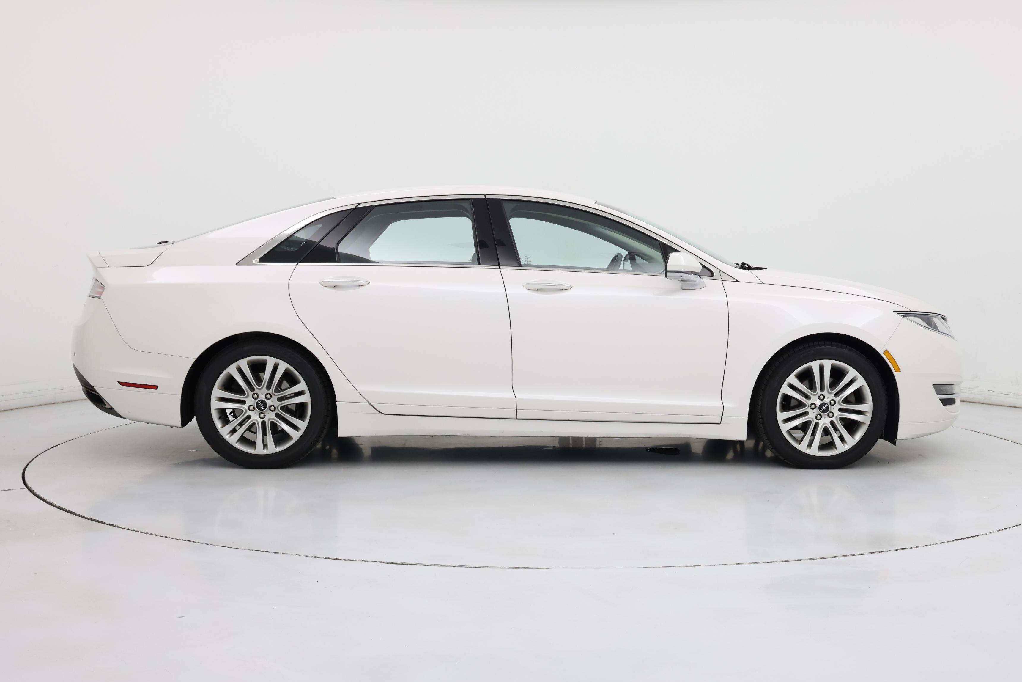 Thumbnail: 2016 Lincoln MKZ - 7