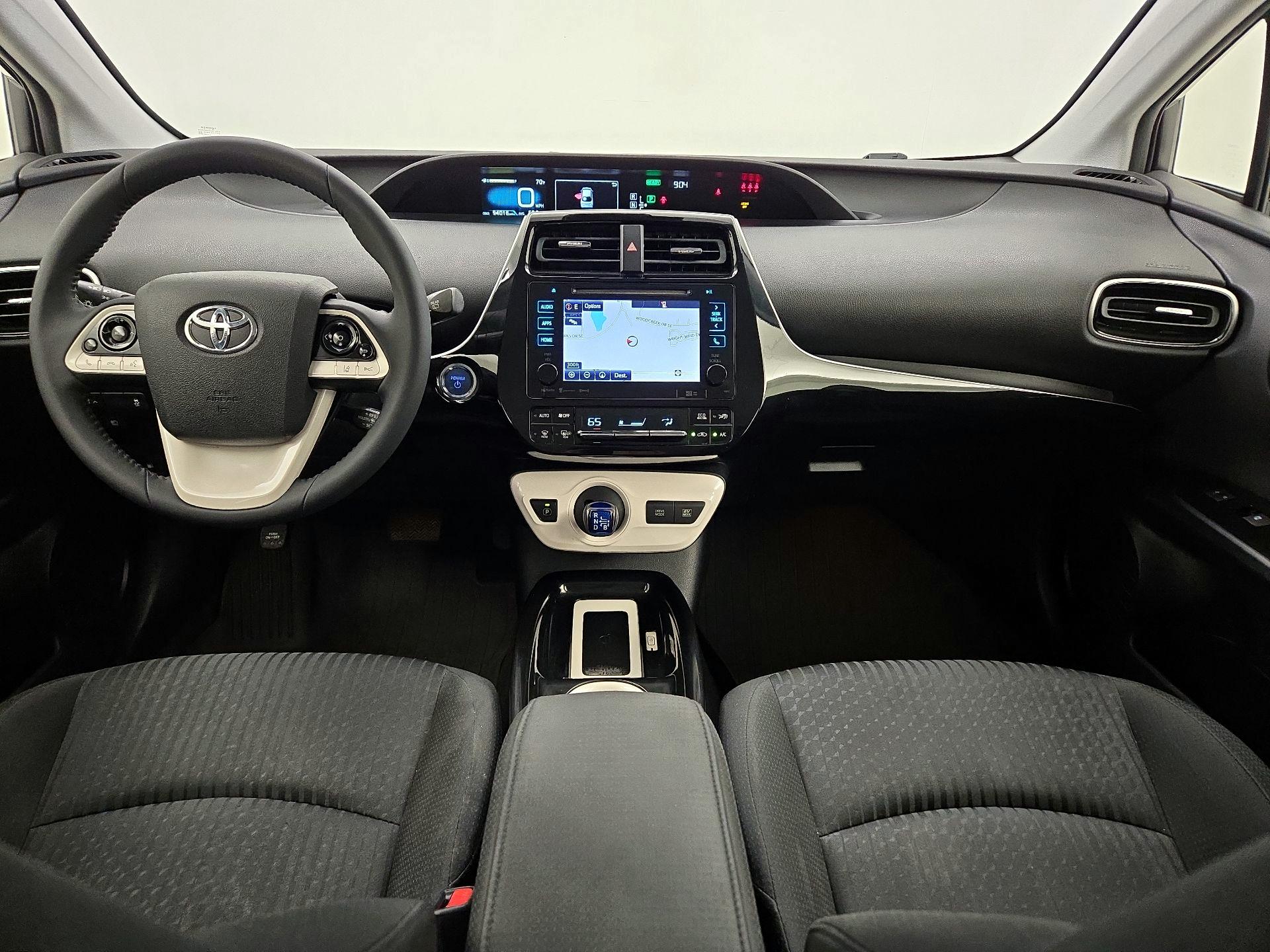 Thumbnail: 2017 Toyota Prius - 9