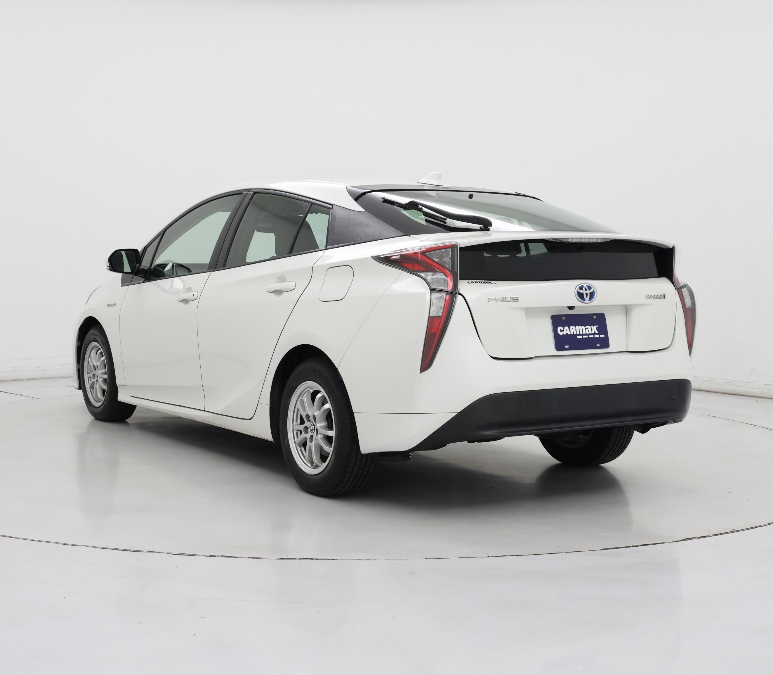 Thumbnail: 2017 Toyota Prius - 2