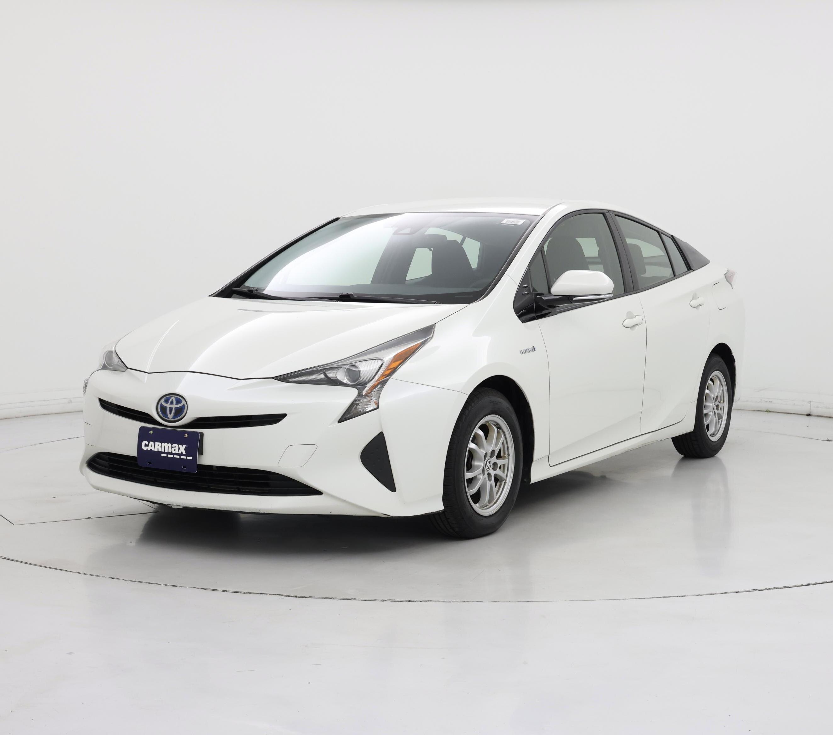 Thumbnail: 2017 Toyota Prius - 4