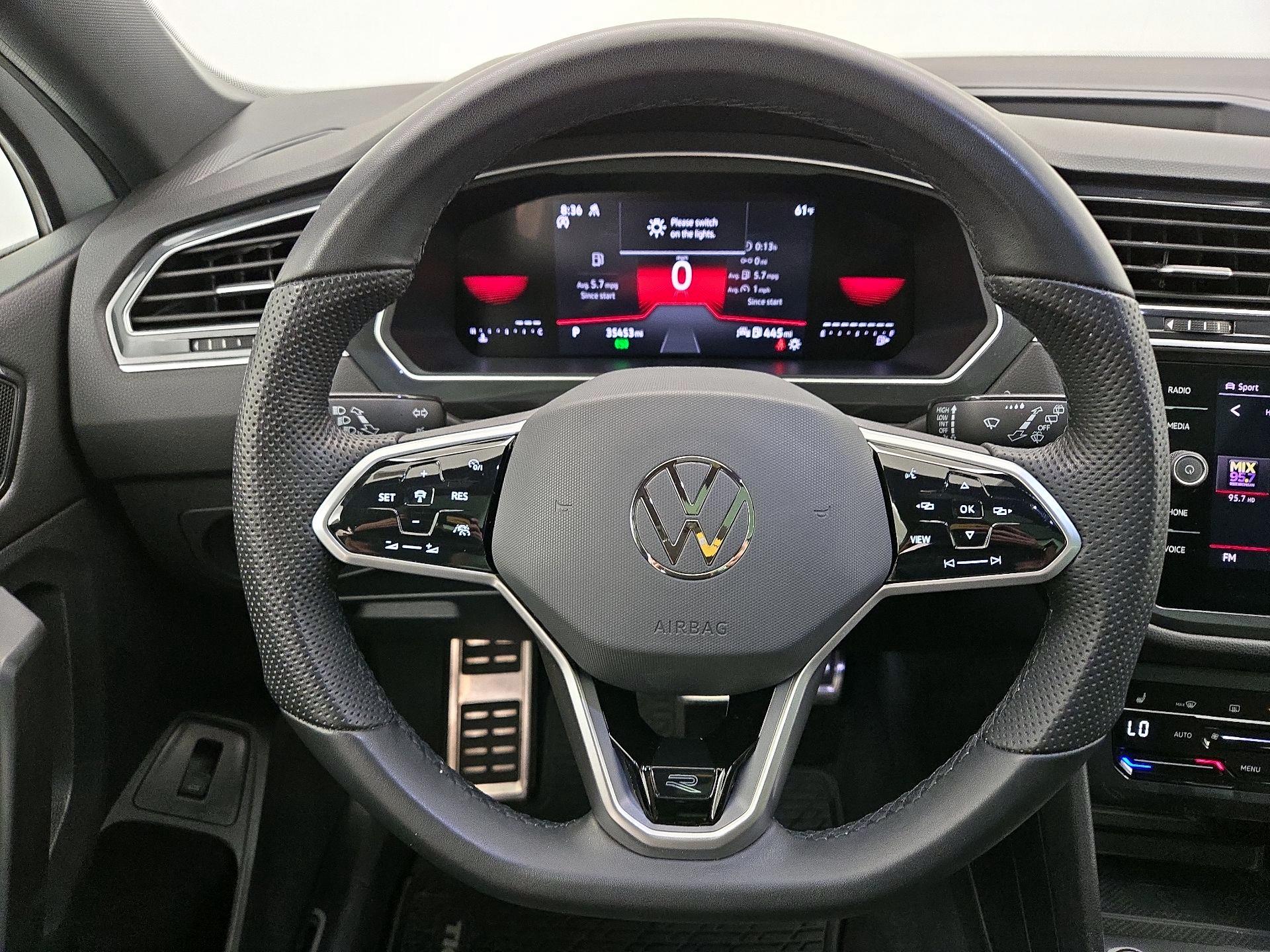 Thumbnail: 2024 Volkswagen Tiguan - 10