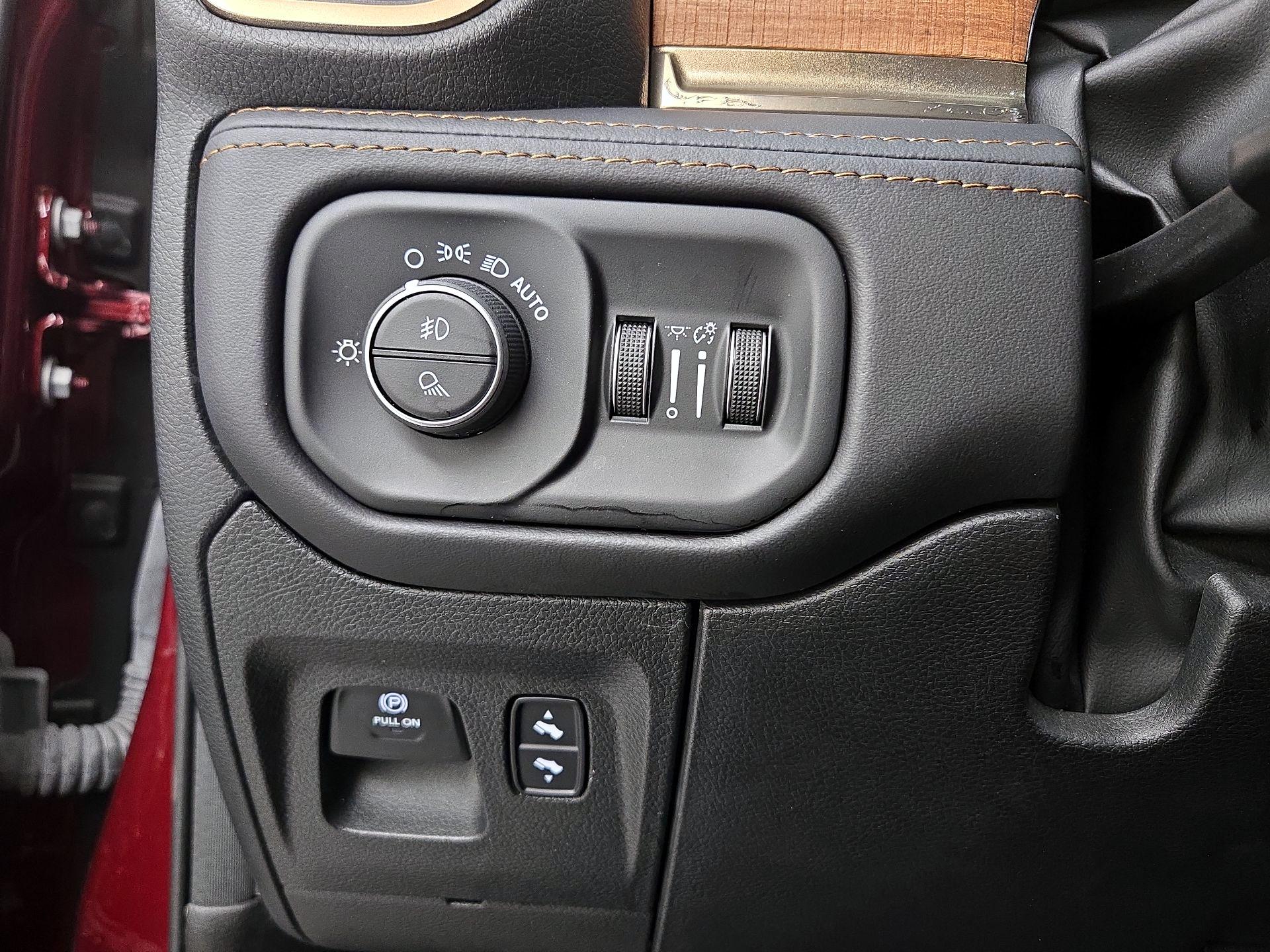 Thumbnail: 2023 RAM 1500 - 13
