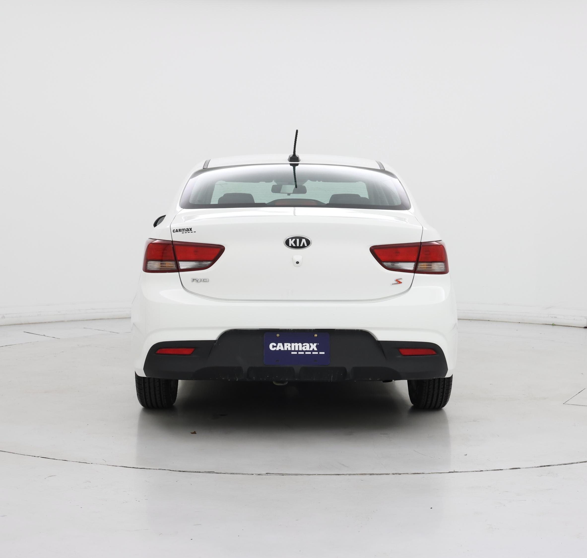 Thumbnail: 2019 Kia Rio - 6