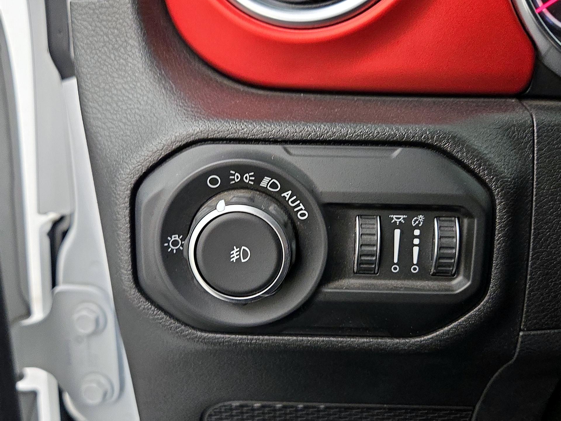 Thumbnail: 2020 Jeep Wrangler - 13