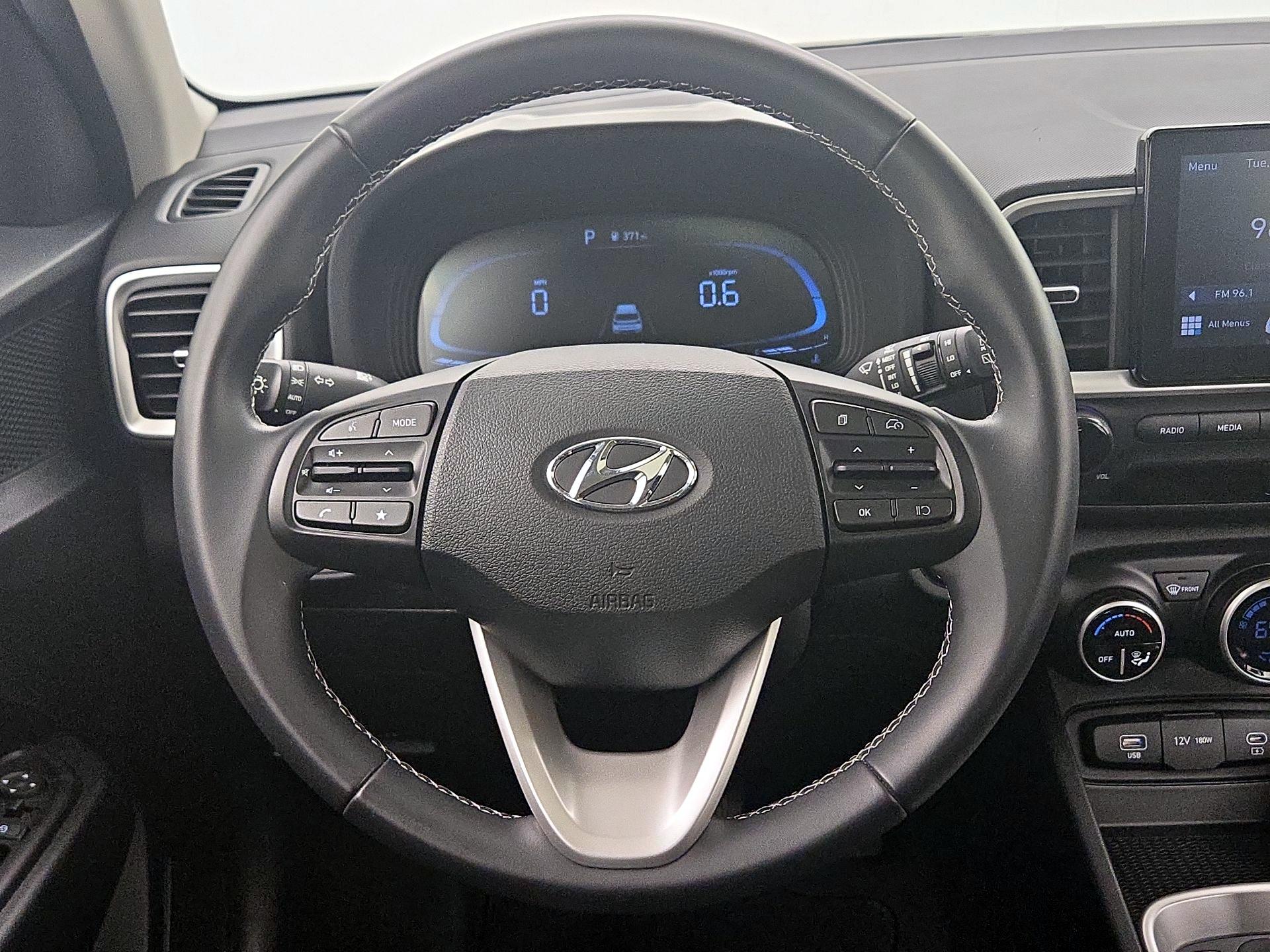 Thumbnail: 2024 Hyundai Venue - 10