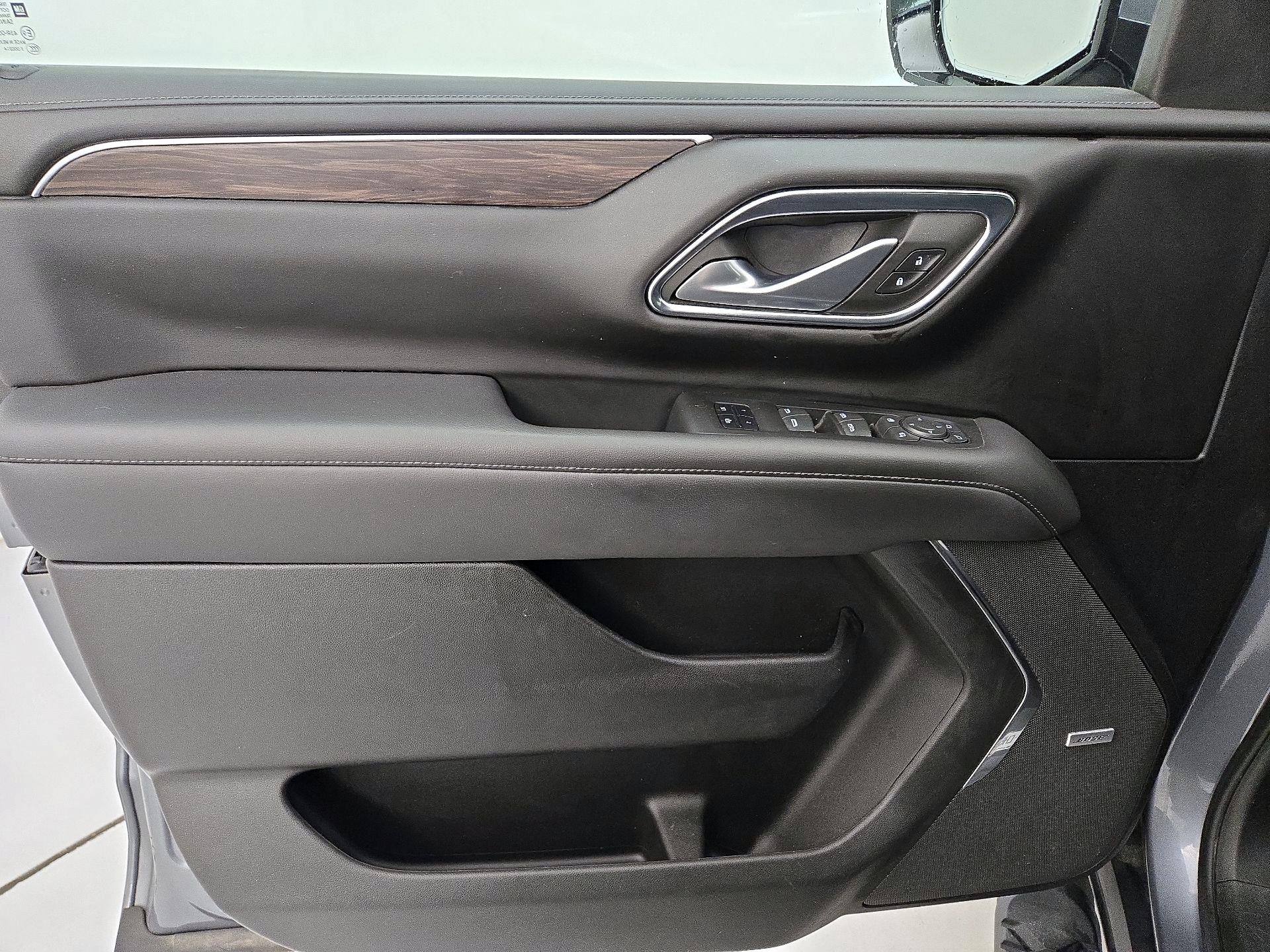 Thumbnail: 2022 Chevrolet Suburban - 12