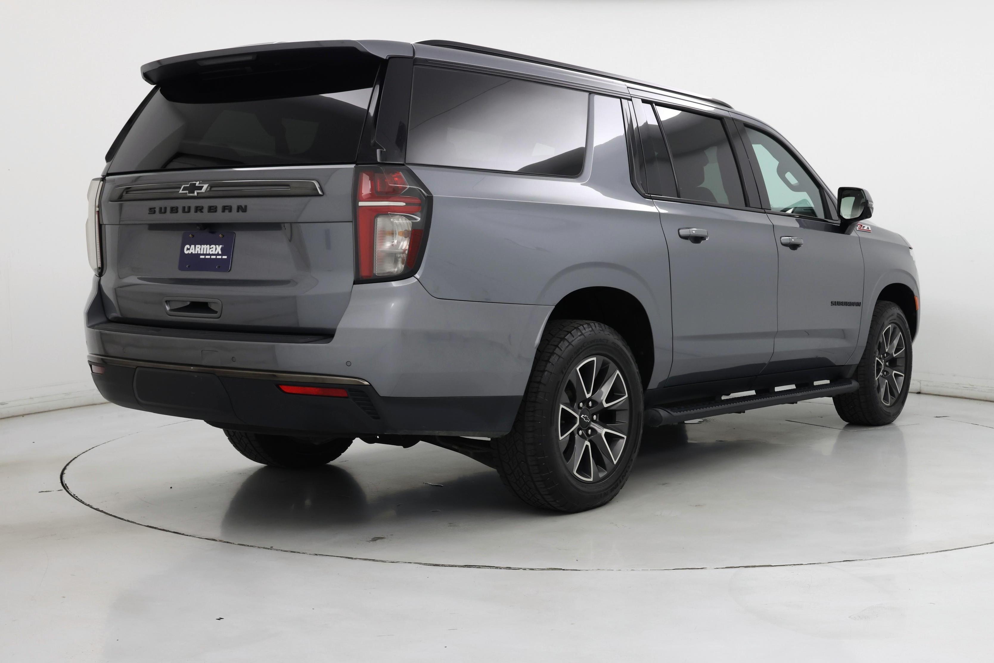 Thumbnail: 2022 Chevrolet Suburban - 8