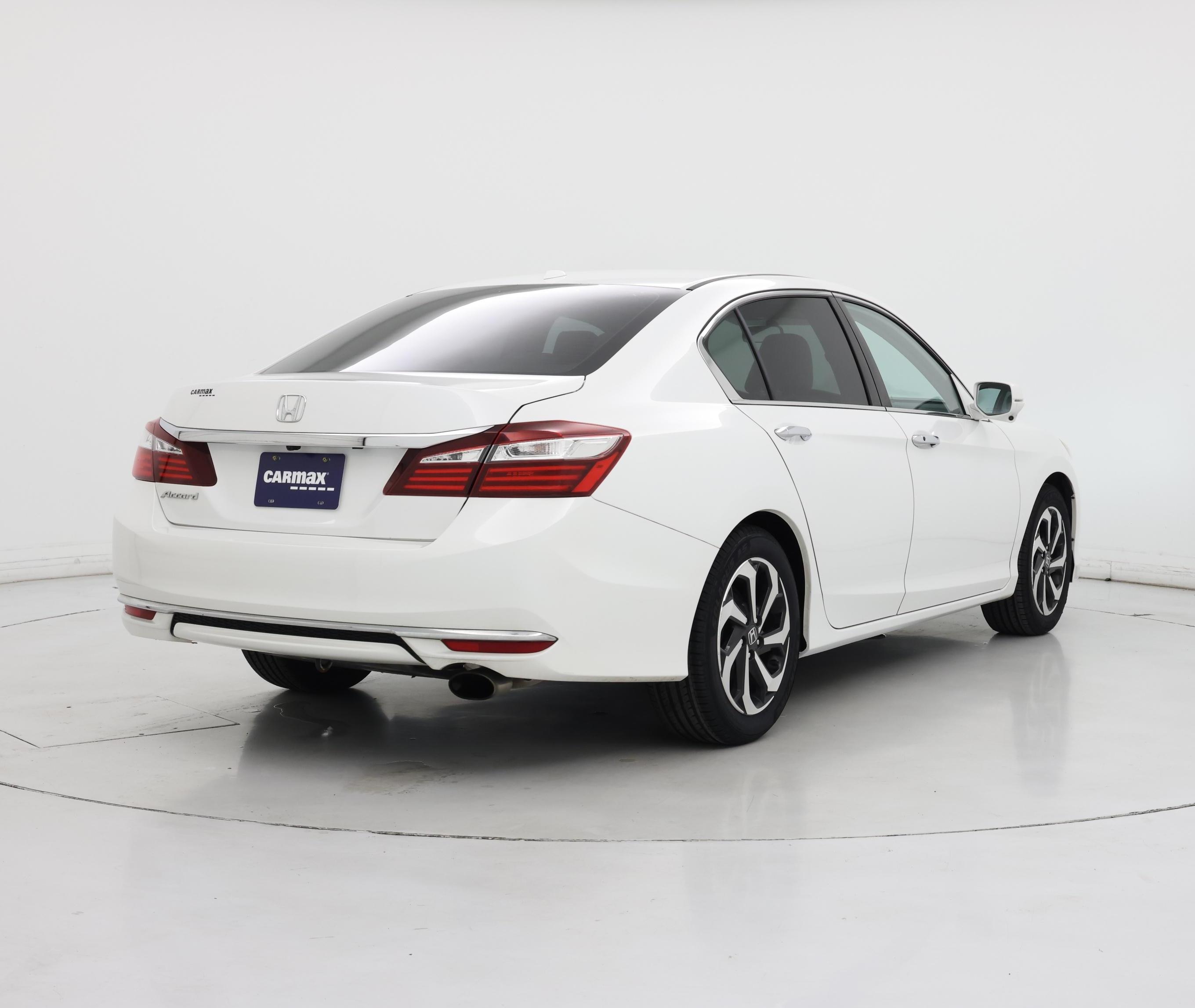 Thumbnail: 2016 Honda Accord - 8