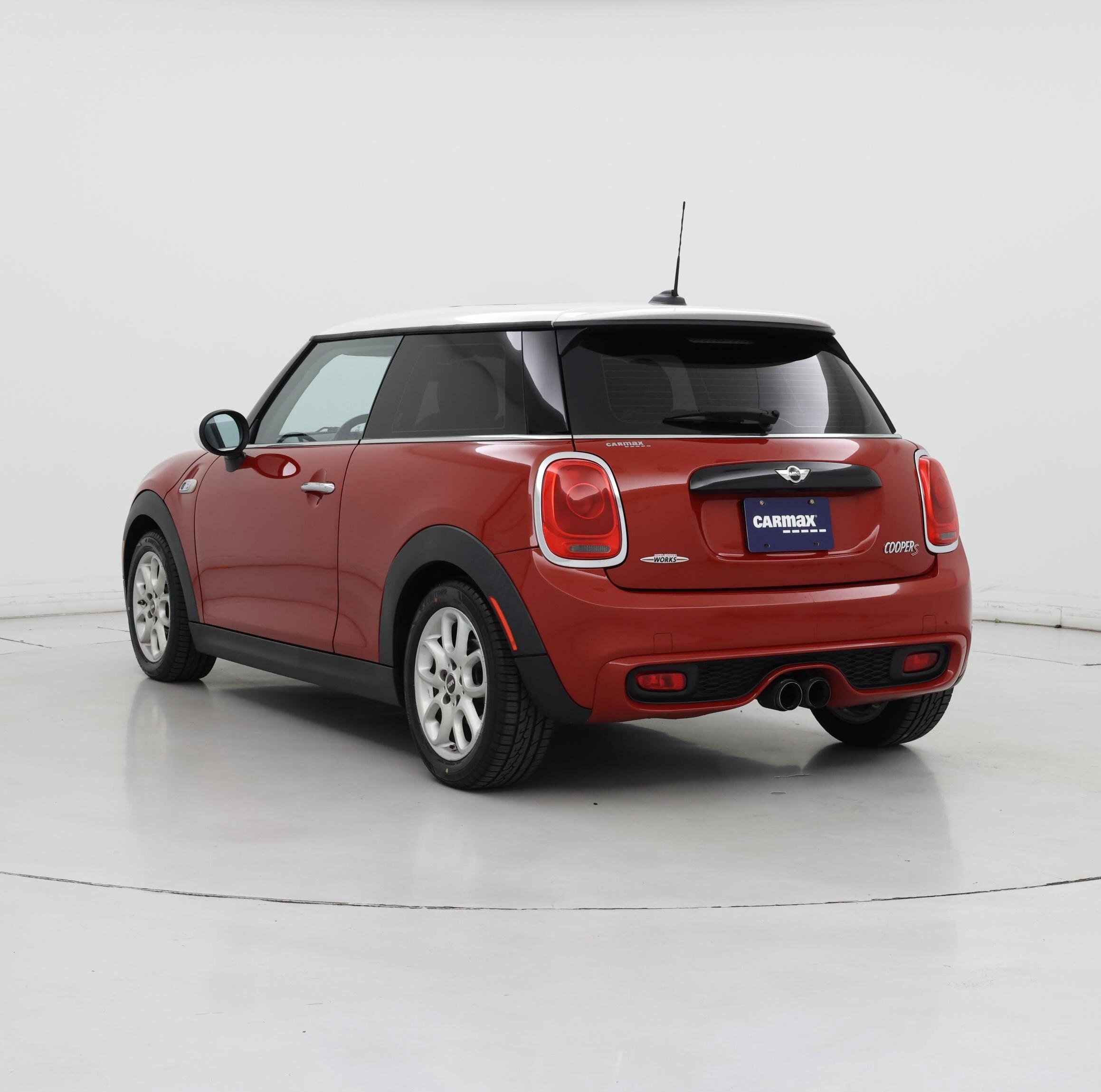 Thumbnail: 2015 MINI Cooper Hardtop - 2