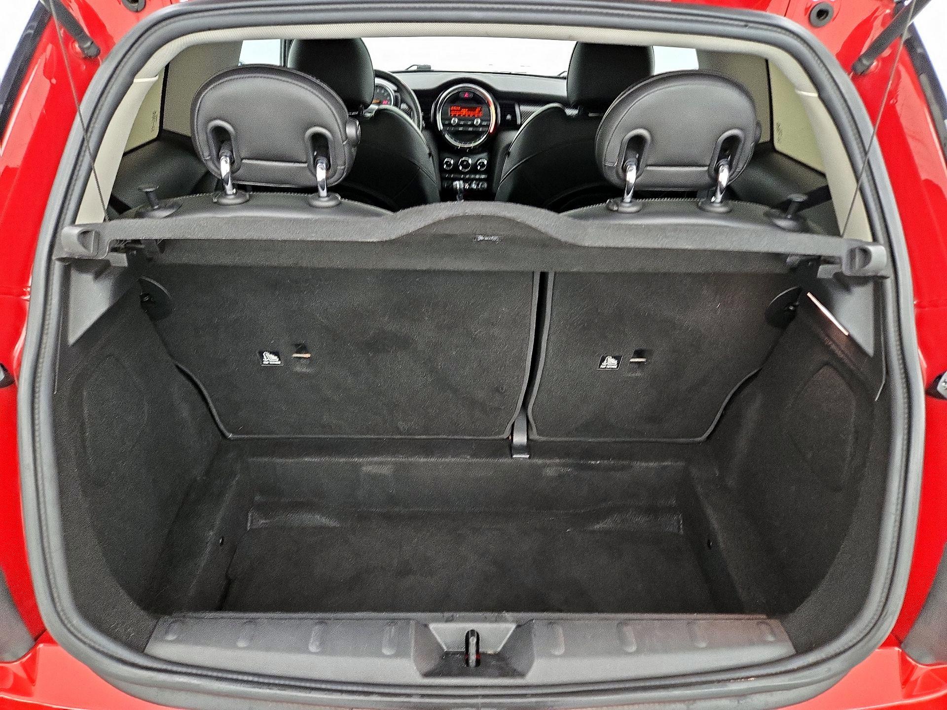 Thumbnail: 2015 MINI Cooper Hardtop - 20