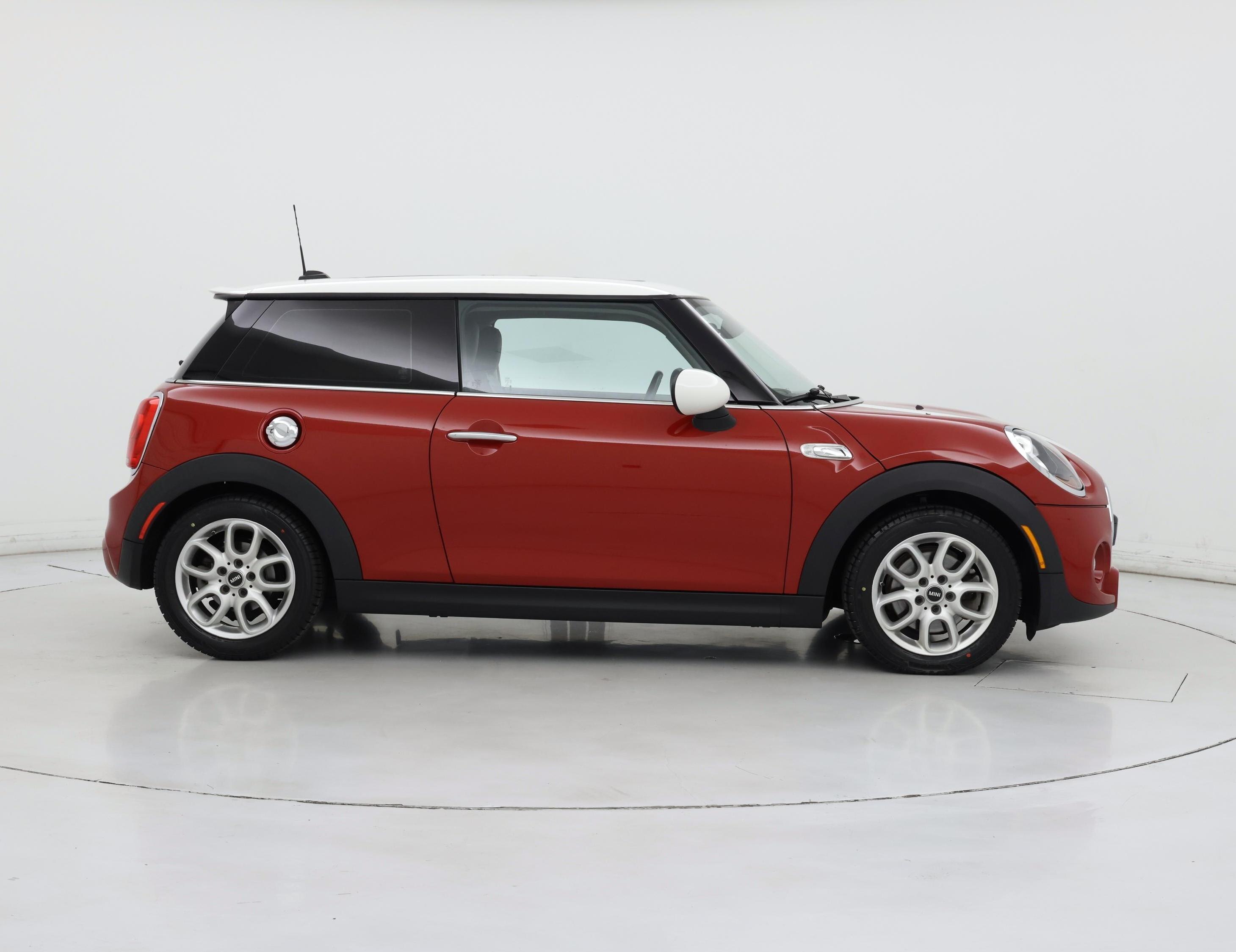 Thumbnail: 2015 MINI Cooper Hardtop - 7
