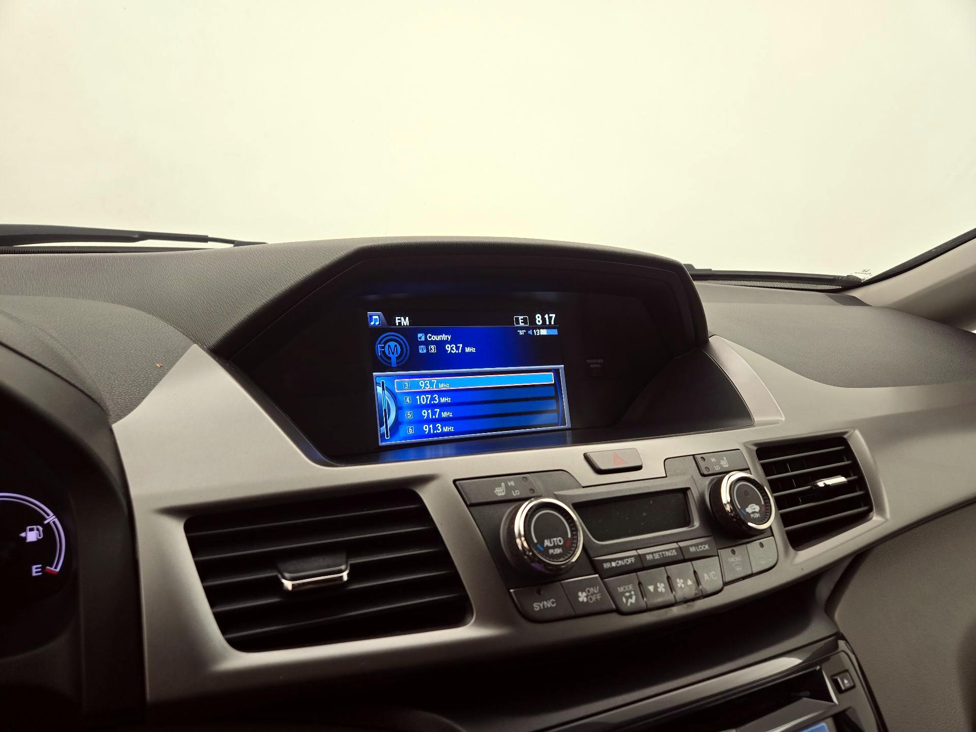 Thumbnail: 2016 Honda Odyssey - 15